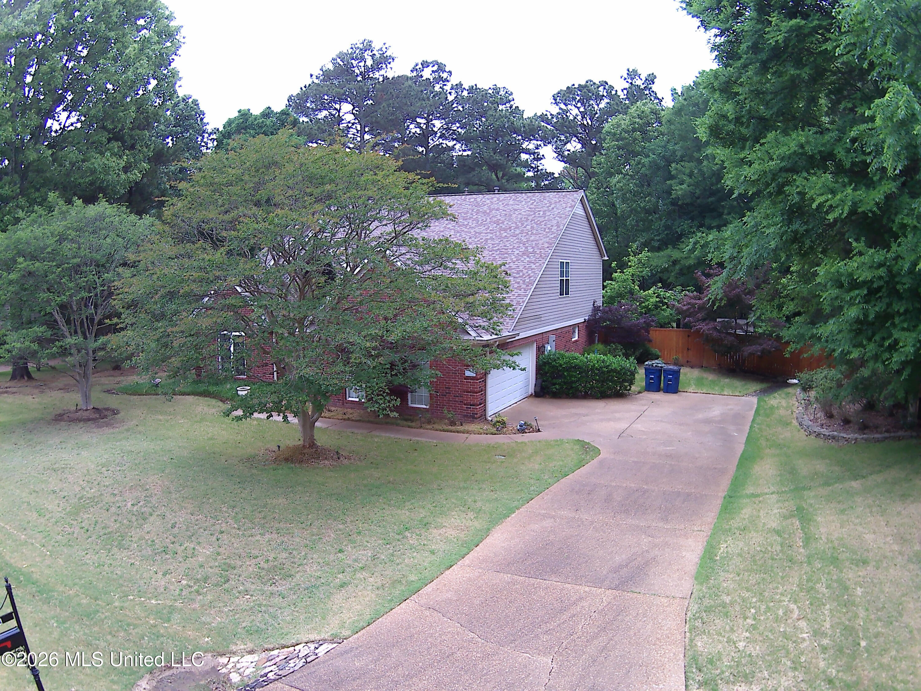 7684 N Rigmoore Point Property Photo 7