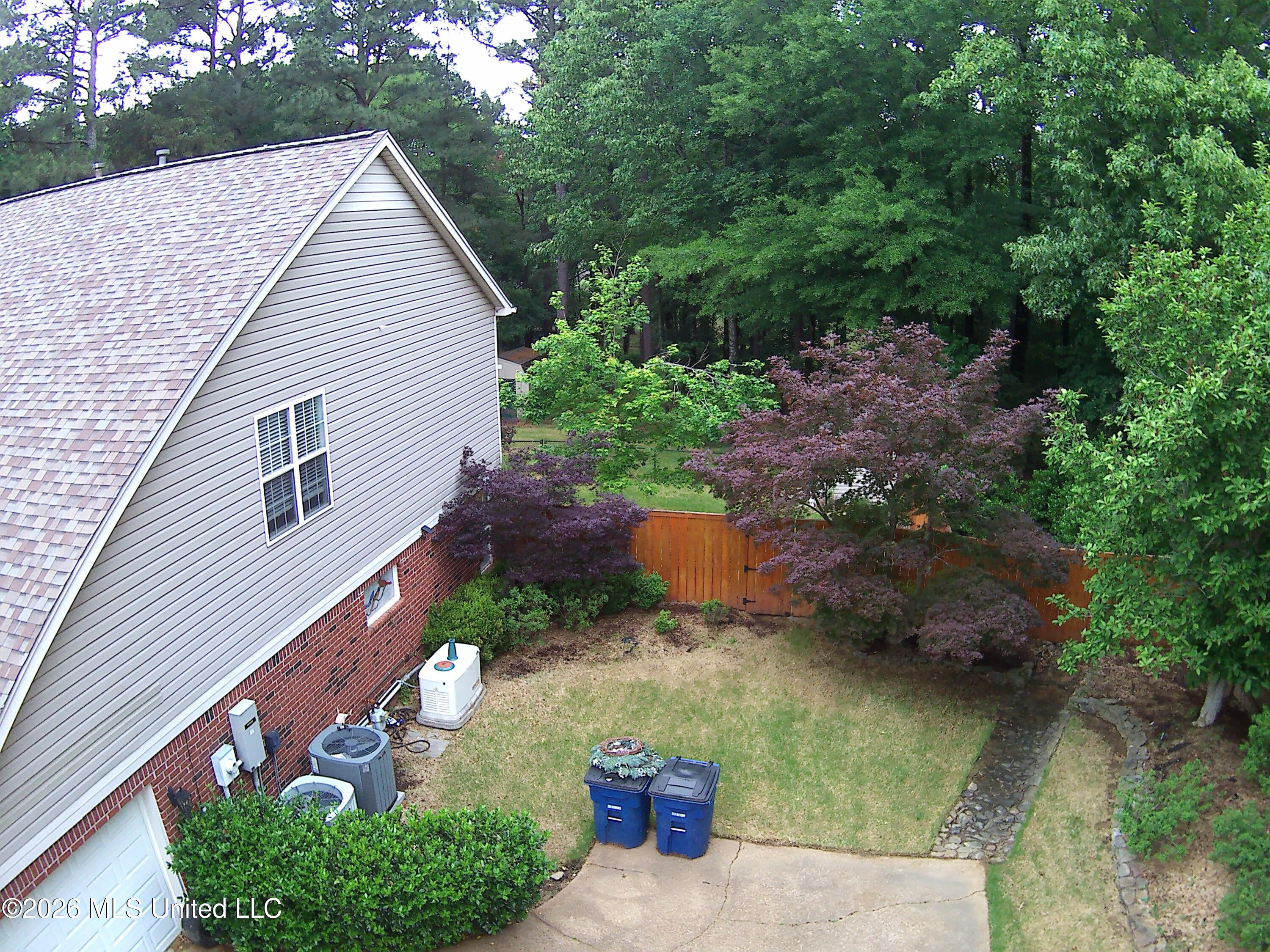 7684 N Rigmoore Point Property Photo 11