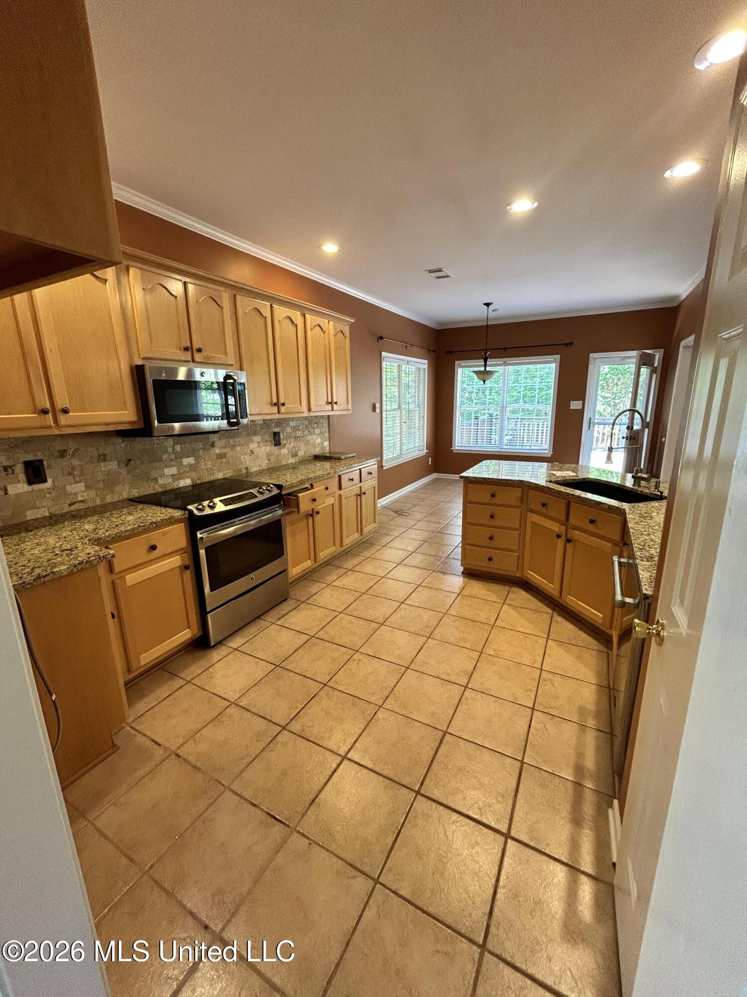 7684 N Rigmoore Point Property Photo 22