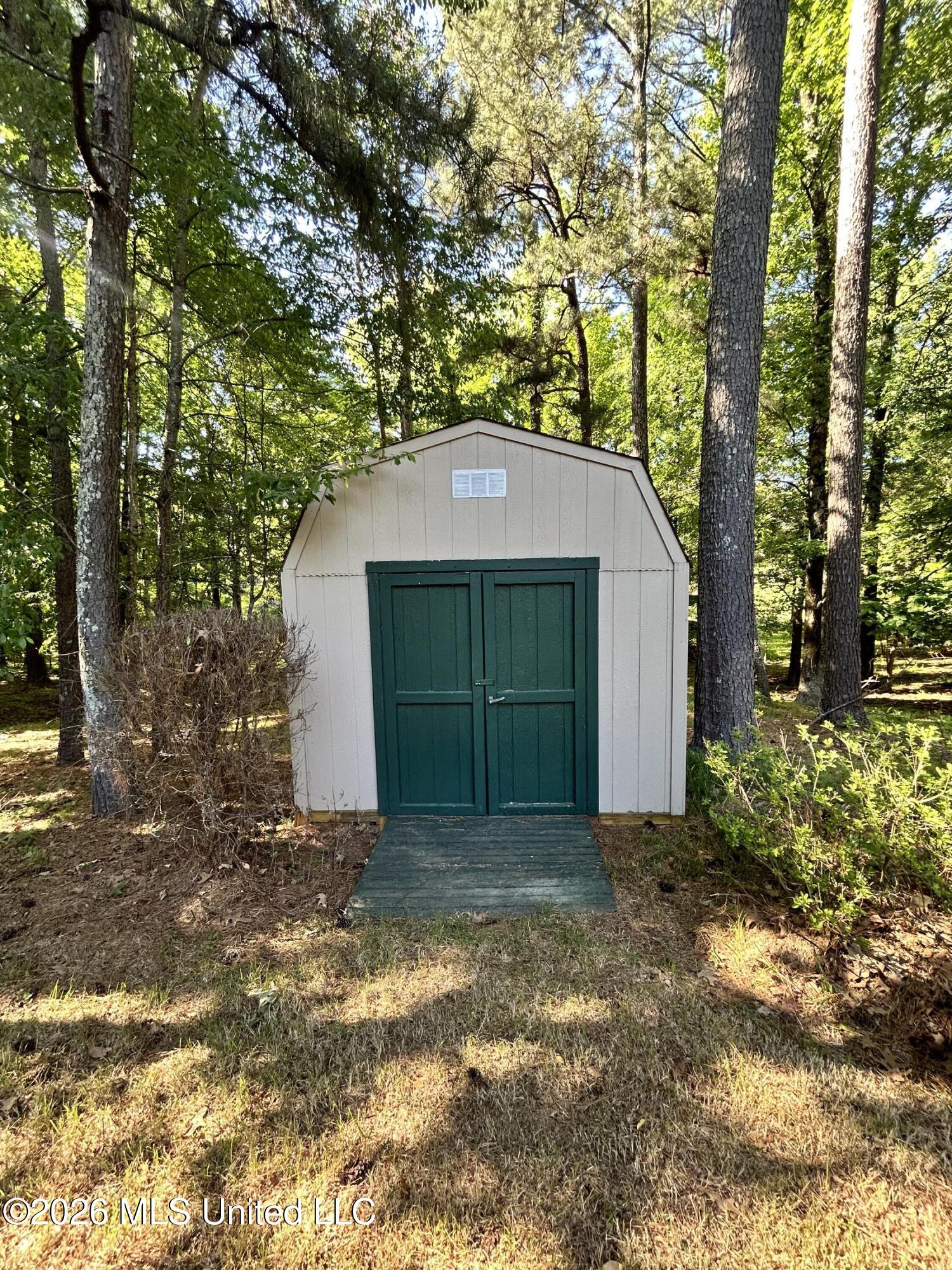7684 N Rigmoore Point Property Photo 54