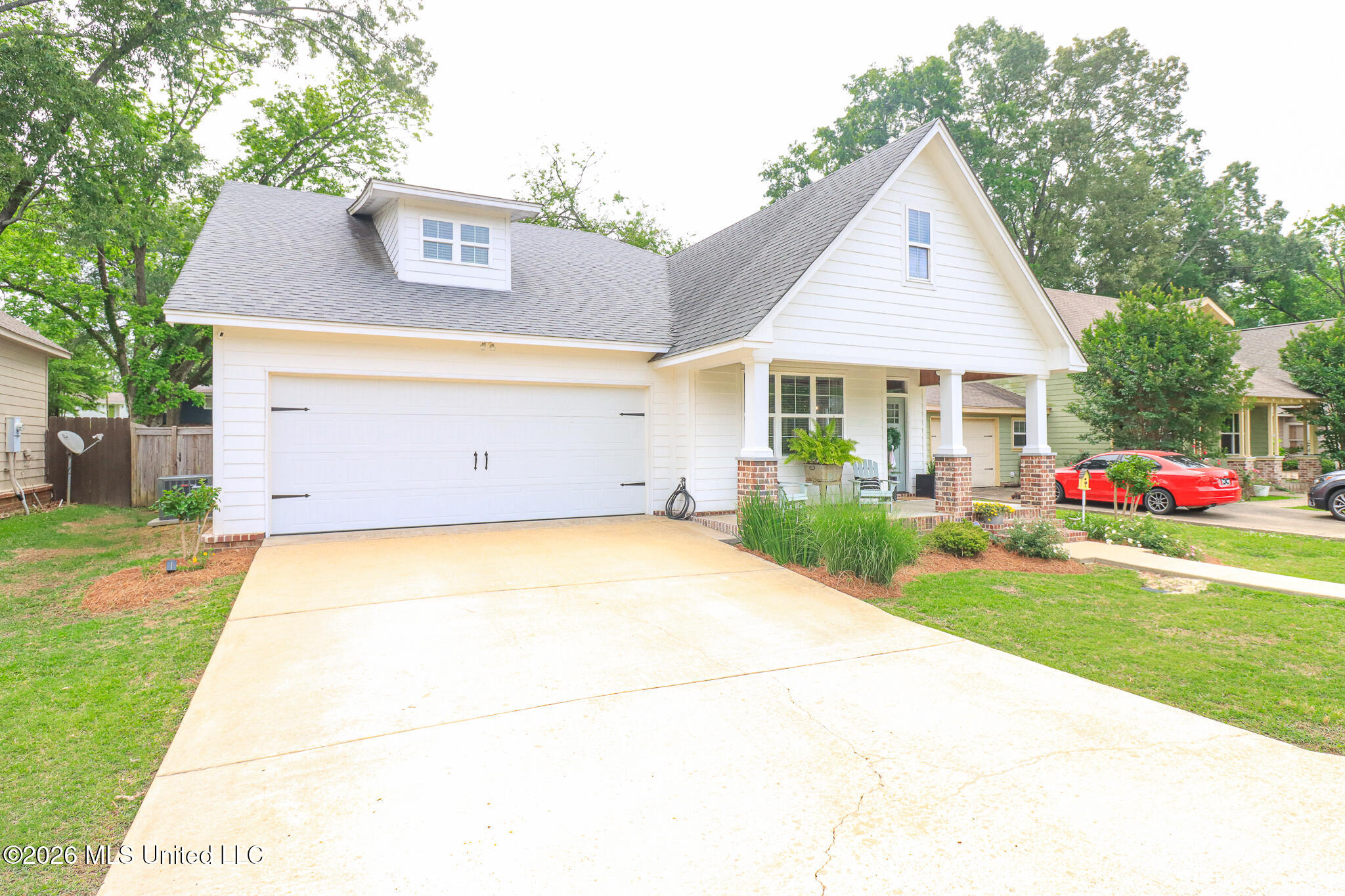 12 Oakwood Glen Property Photo 2