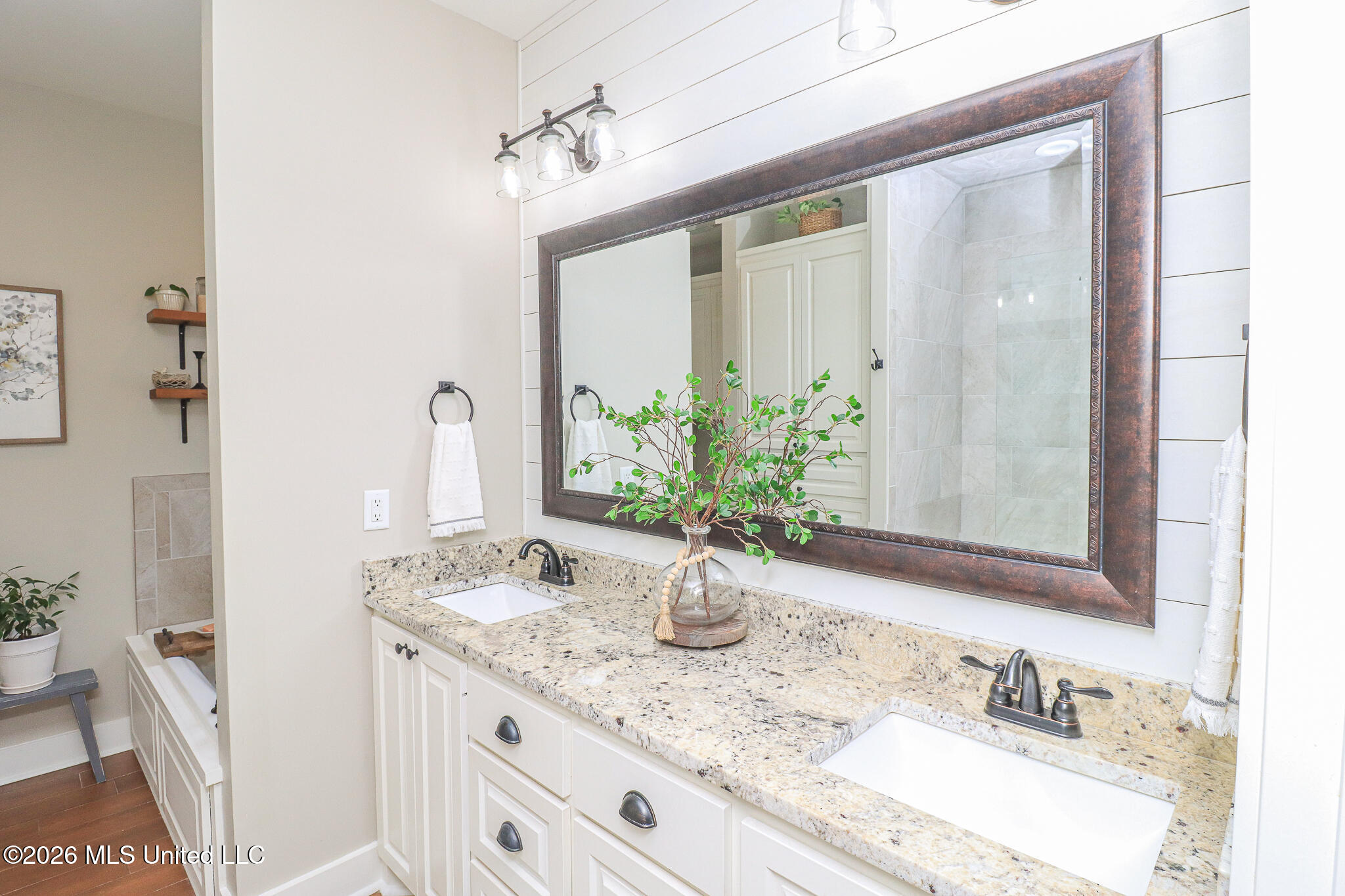 12 Oakwood Glen Property Photo 27