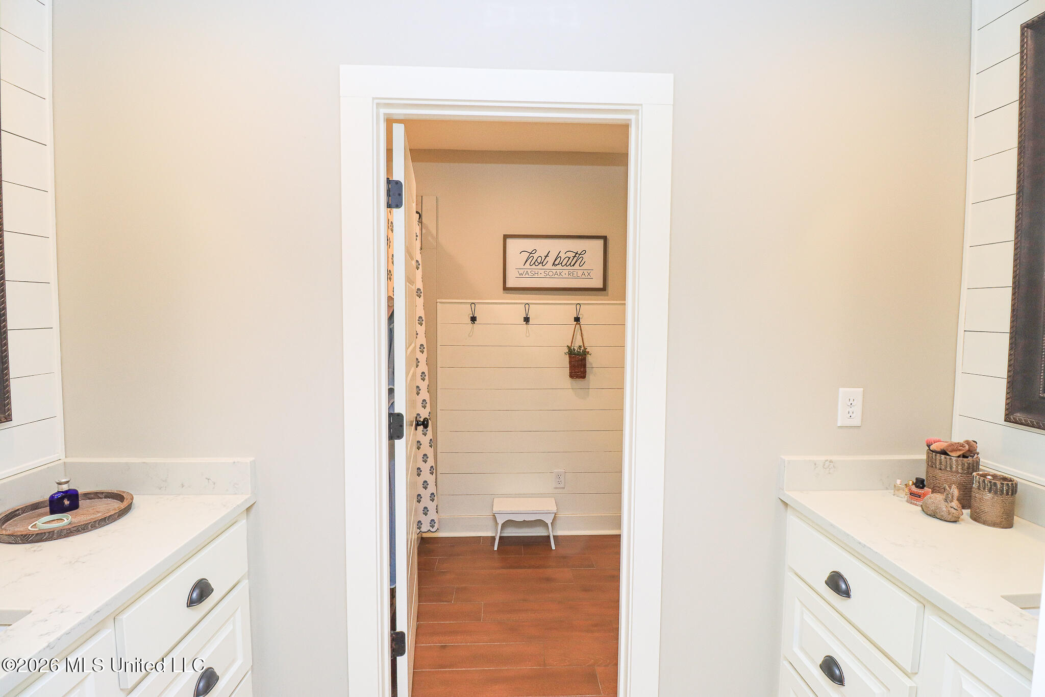 12 Oakwood Glen Property Photo 35
