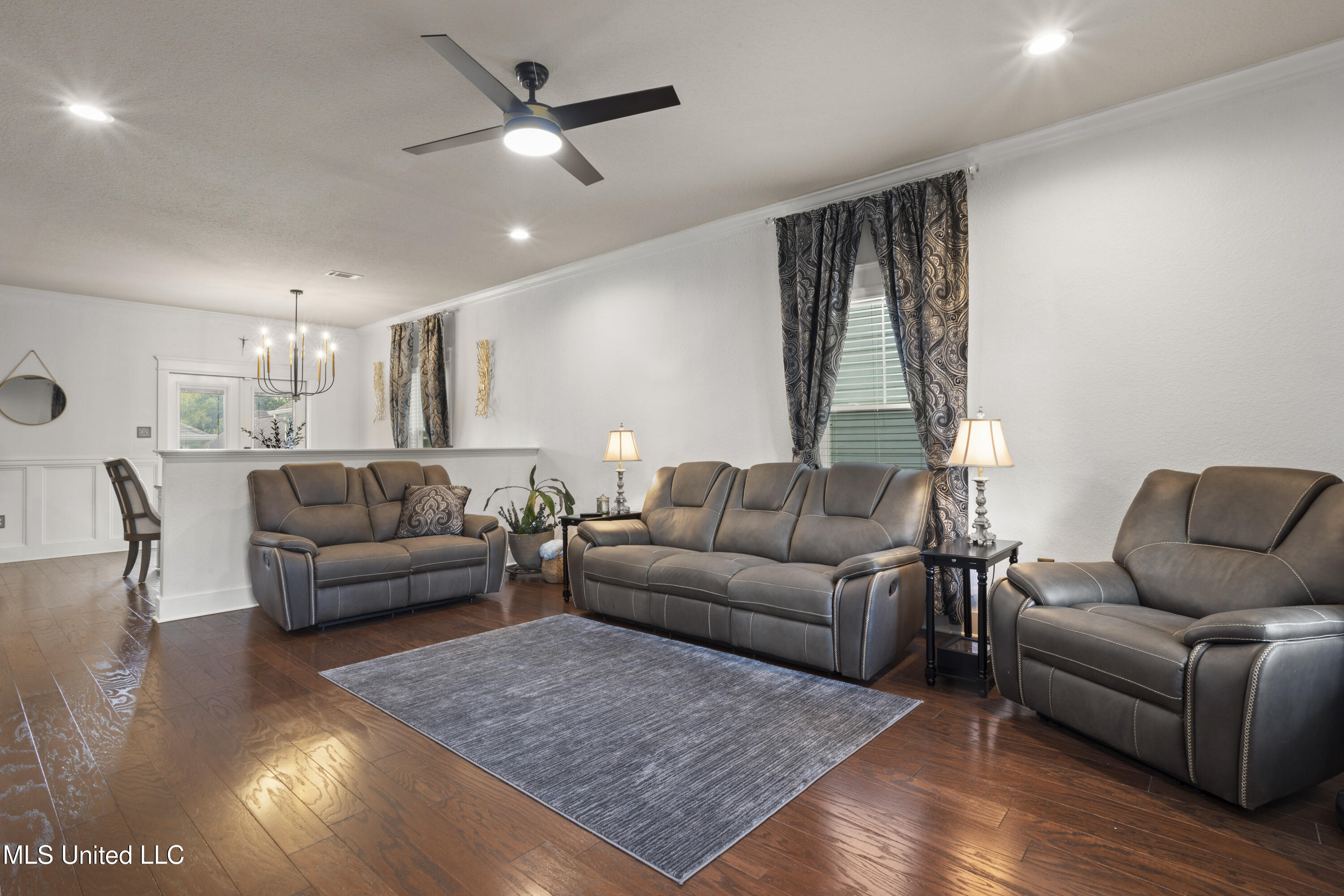 13090 Pine Valley Lane Property Photo 14