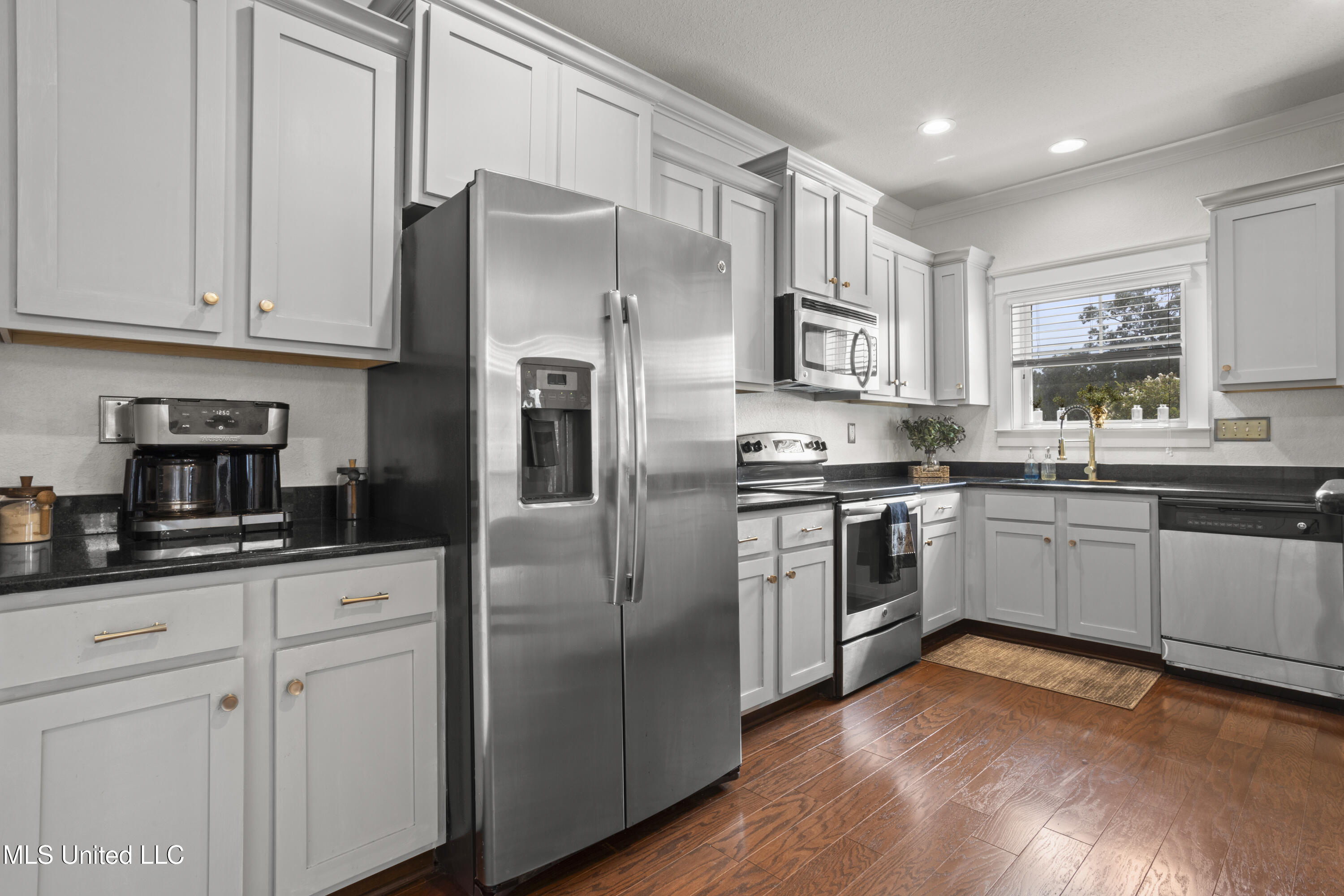 13090 Pine Valley Lane Property Photo 18