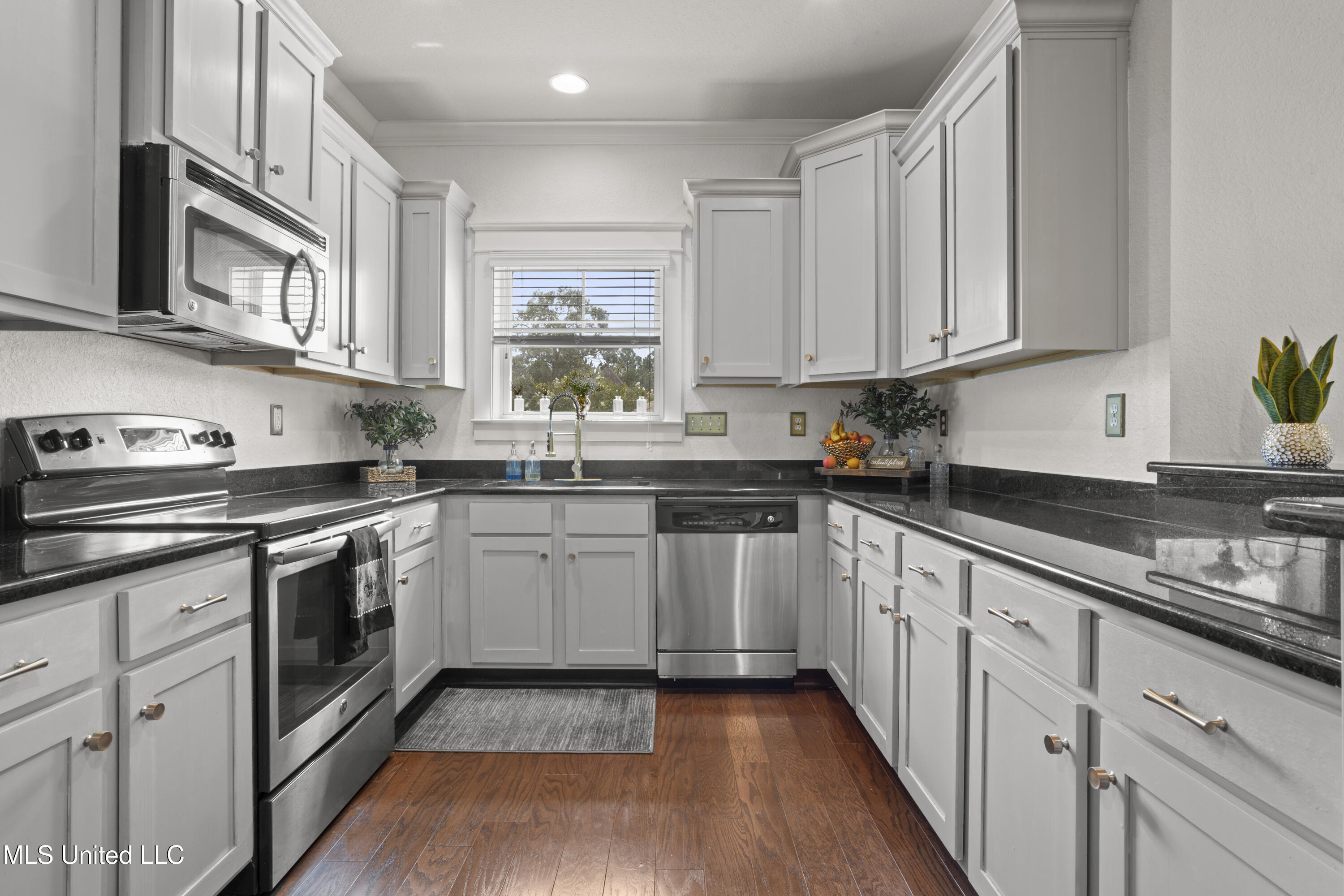 13090 Pine Valley Lane Property Photo 19