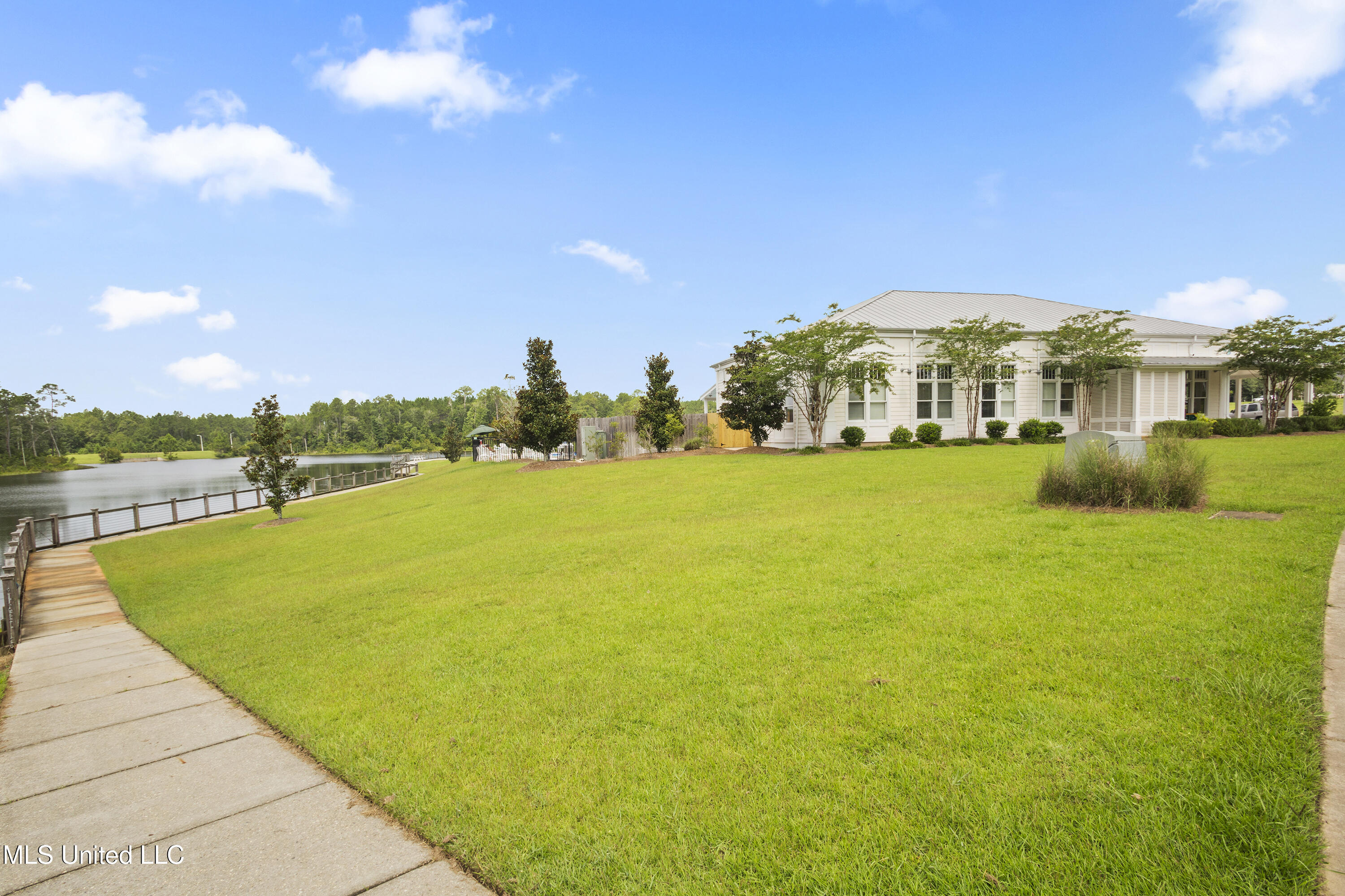 13090 Pine Valley Lane Property Photo 48