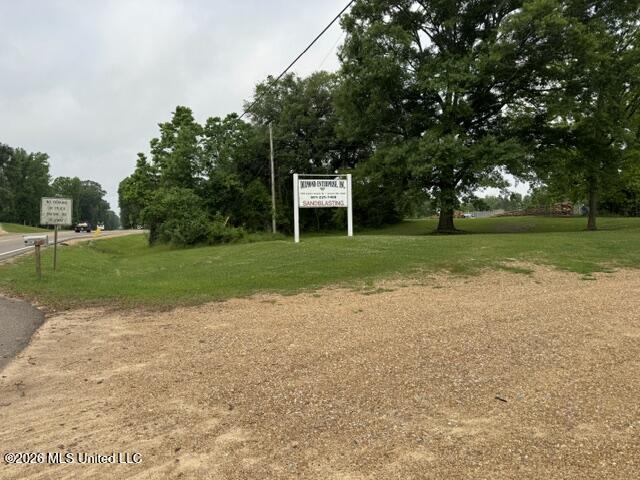 1560 S Captain Gloster Drive Property Photo 2