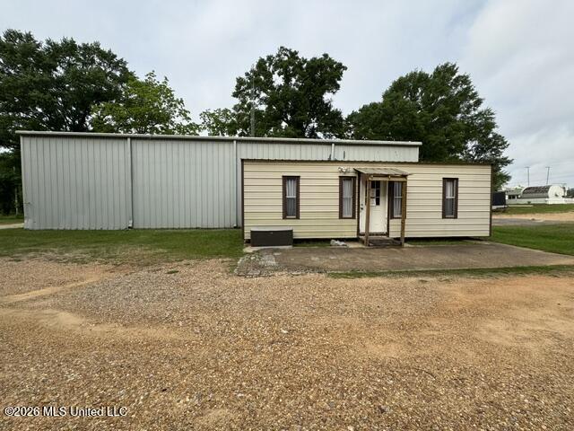 1560 S Captain Gloster Drive Property Photo 8