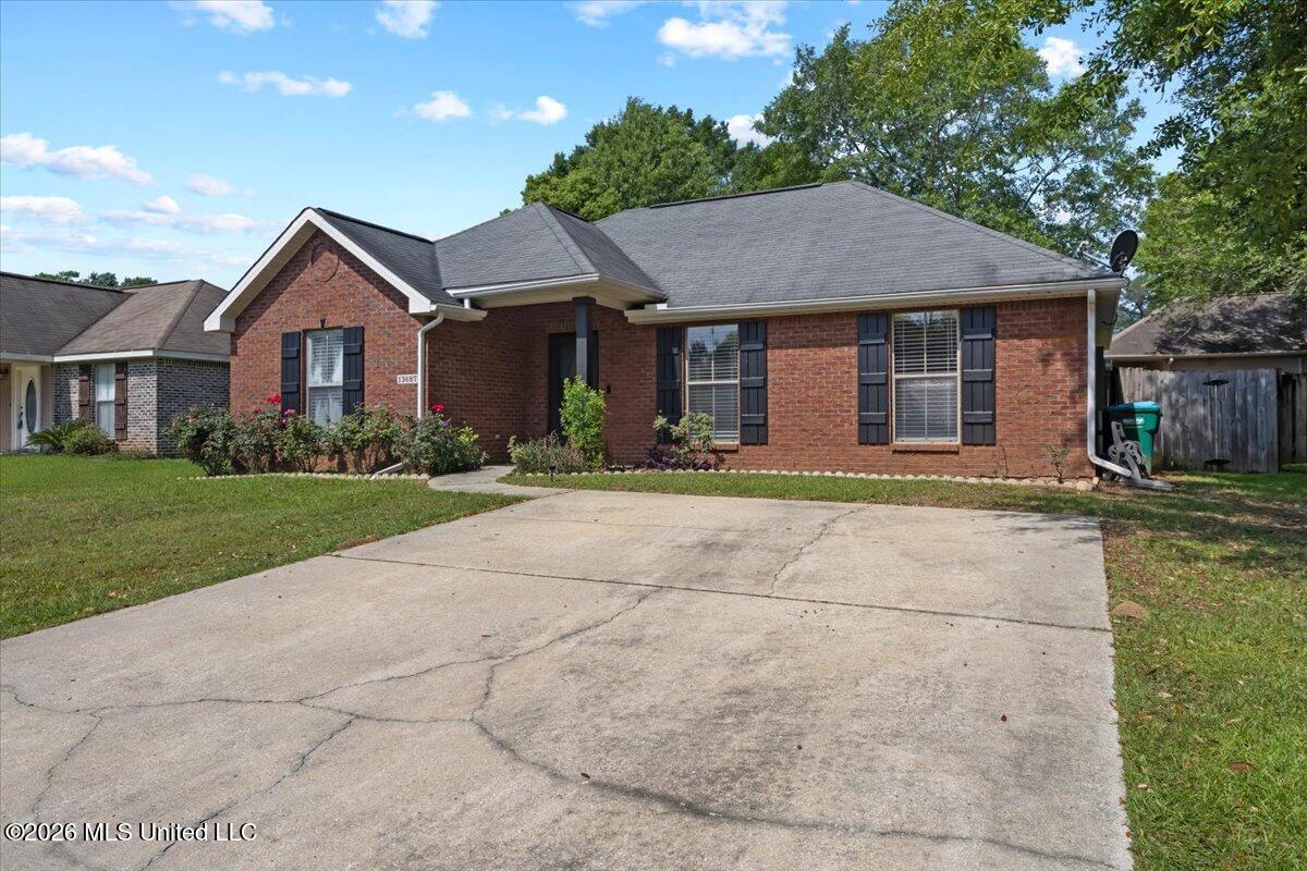 13687 Lawton Lane Property Photo 2