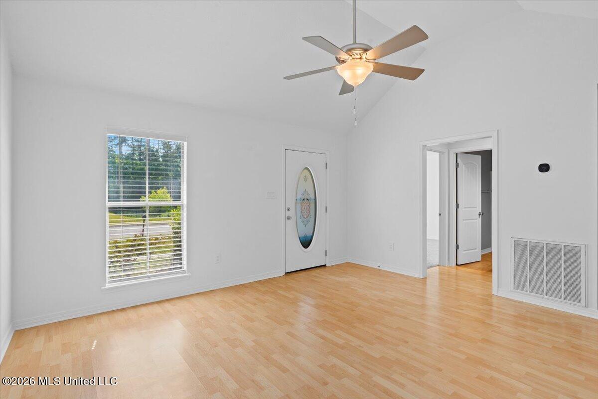 13687 Lawton Lane Property Photo 6