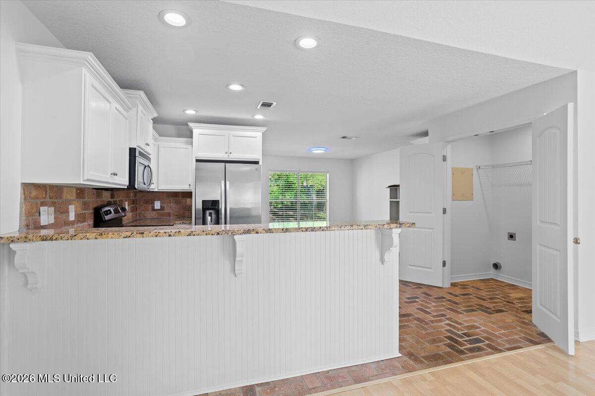 13687 Lawton Lane Property Photo 14