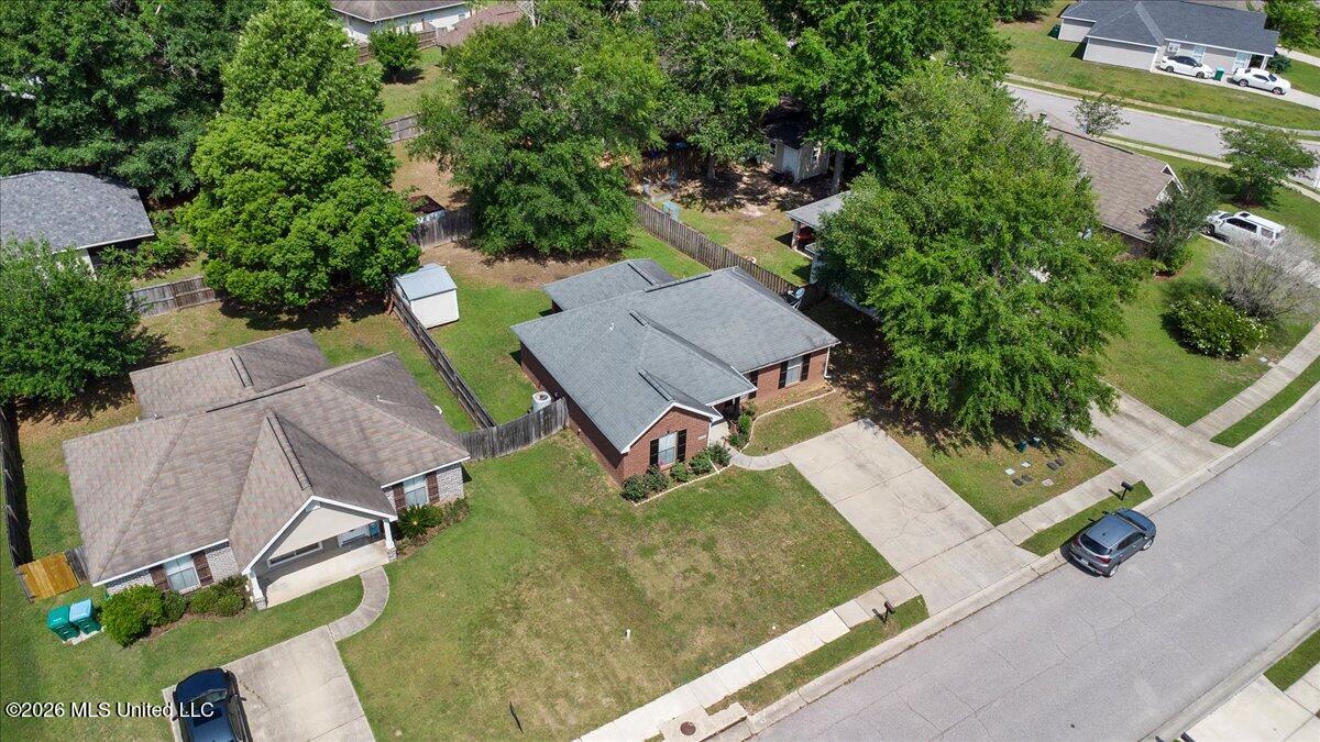 13687 Lawton Lane Property Photo 32