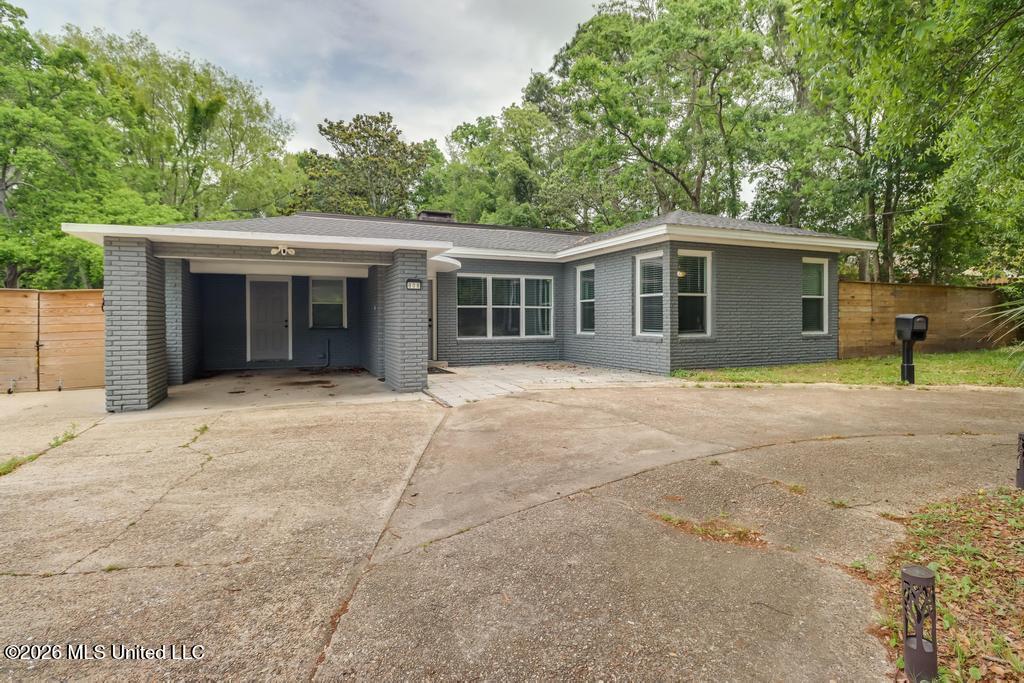 808 Courthouse Road Property Photo 2