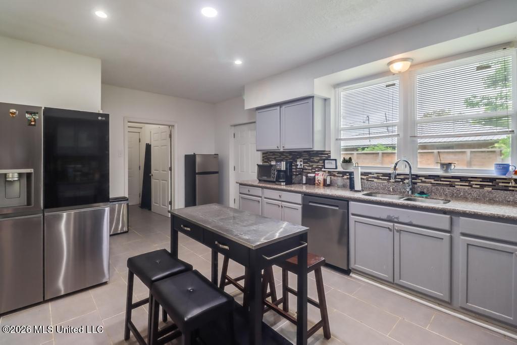 808 Courthouse Road Property Photo 14