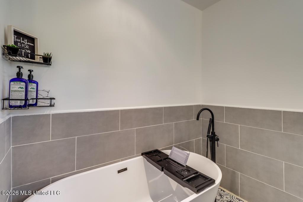 808 Courthouse Road Property Photo 20
