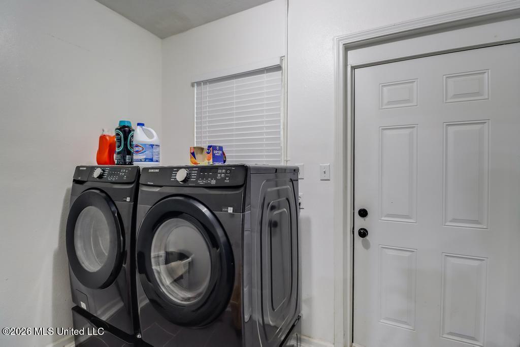 808 Courthouse Road Property Photo 23