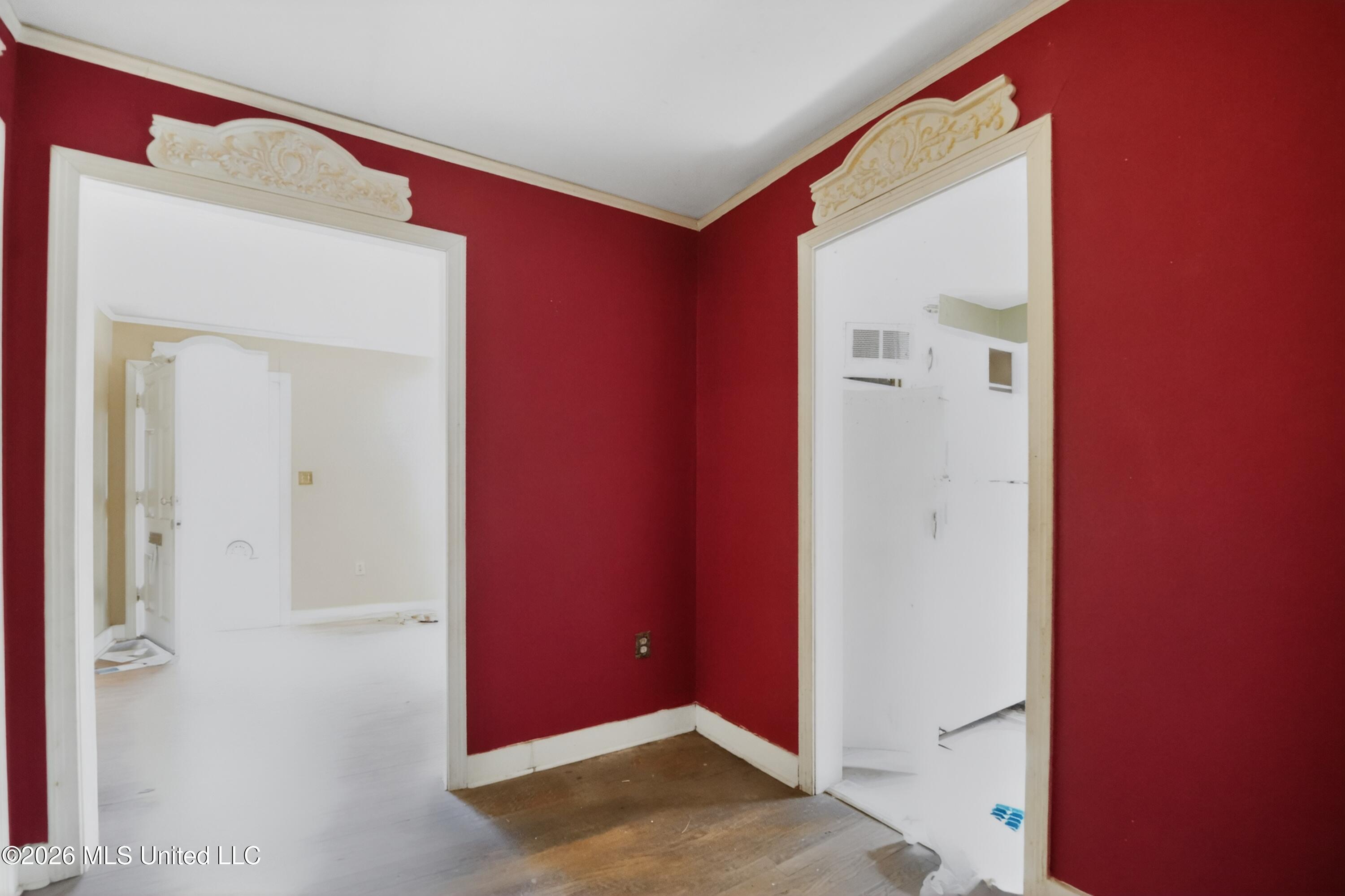 603 Launcelot Road Property Photo 4