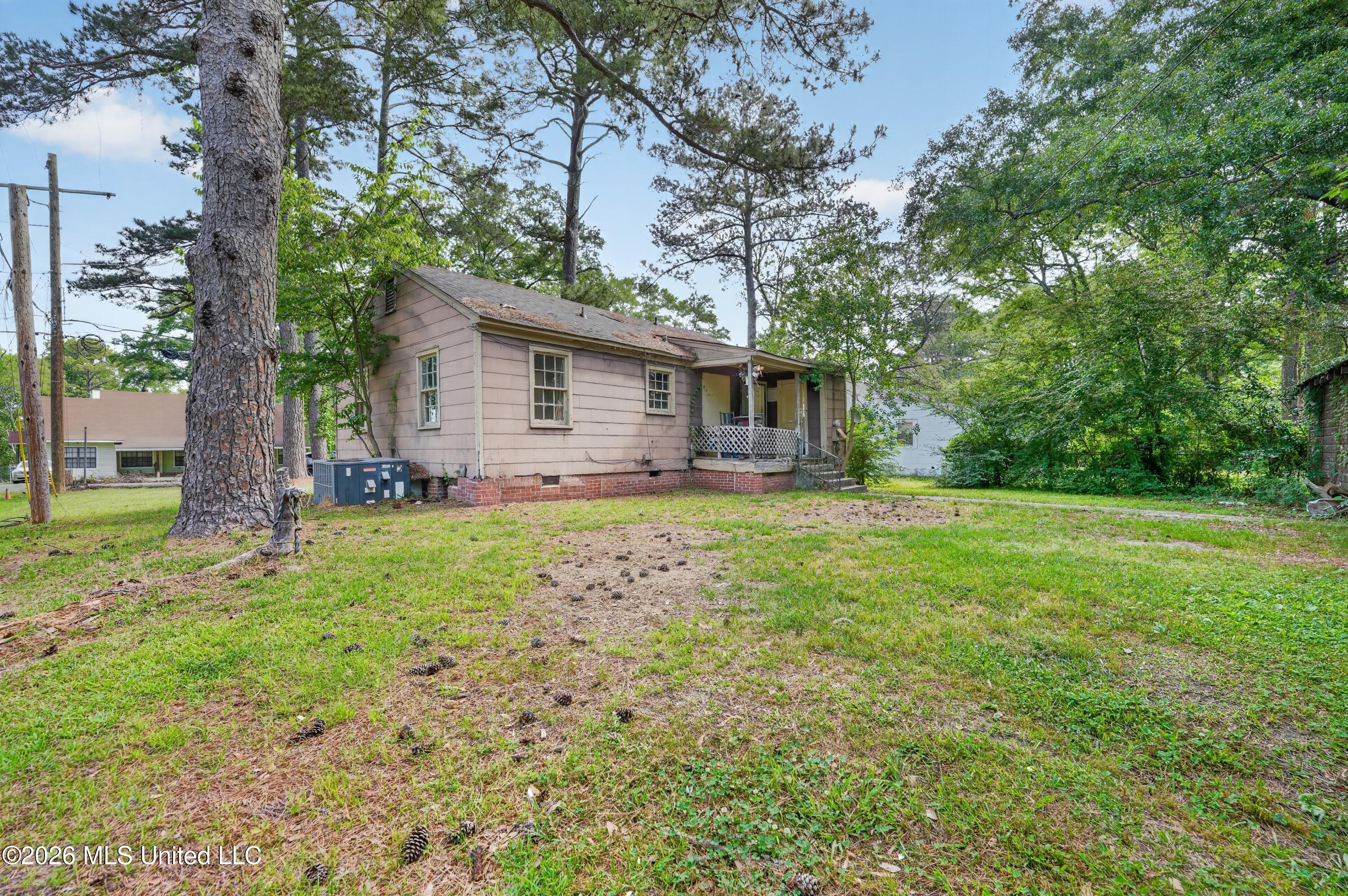 603 Launcelot Road Property Photo 7