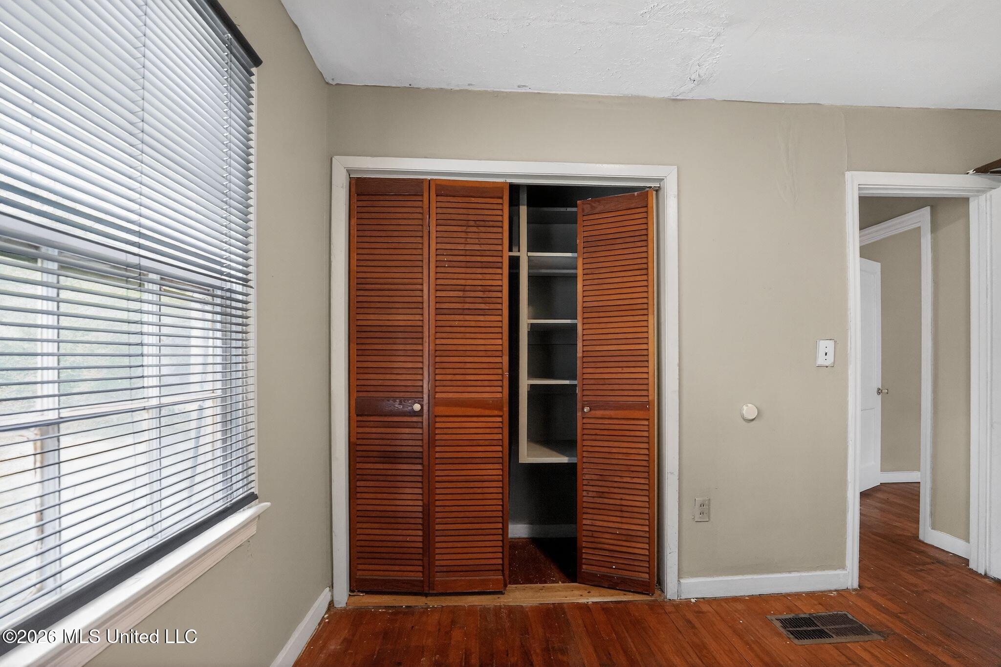617 Woodbury Road Property Photo 12