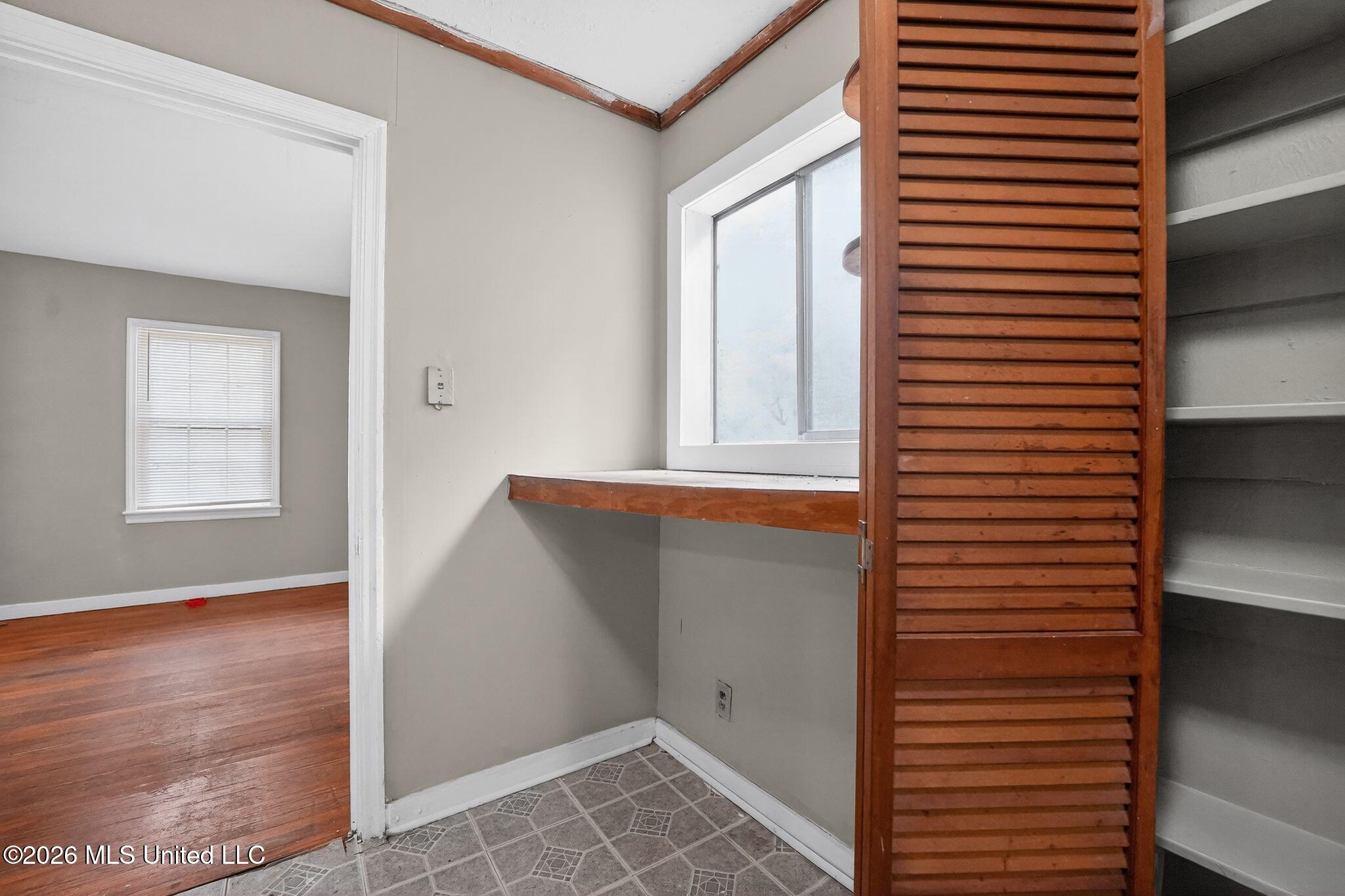 617 Woodbury Road Property Photo 13