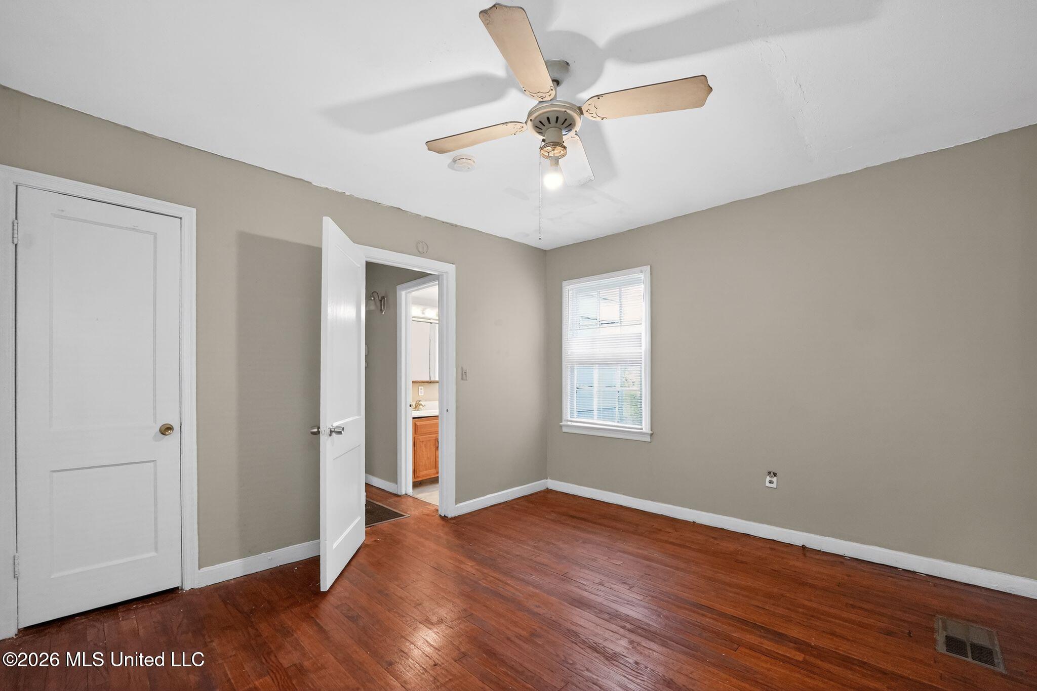 617 Woodbury Road Property Photo 16