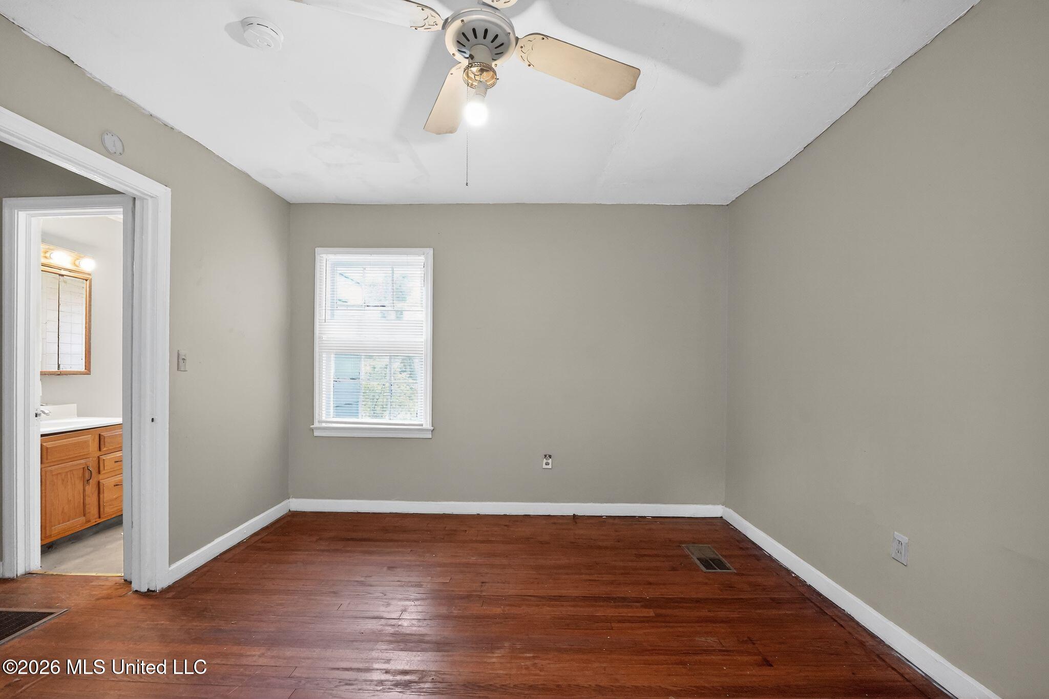 617 Woodbury Road Property Photo 18