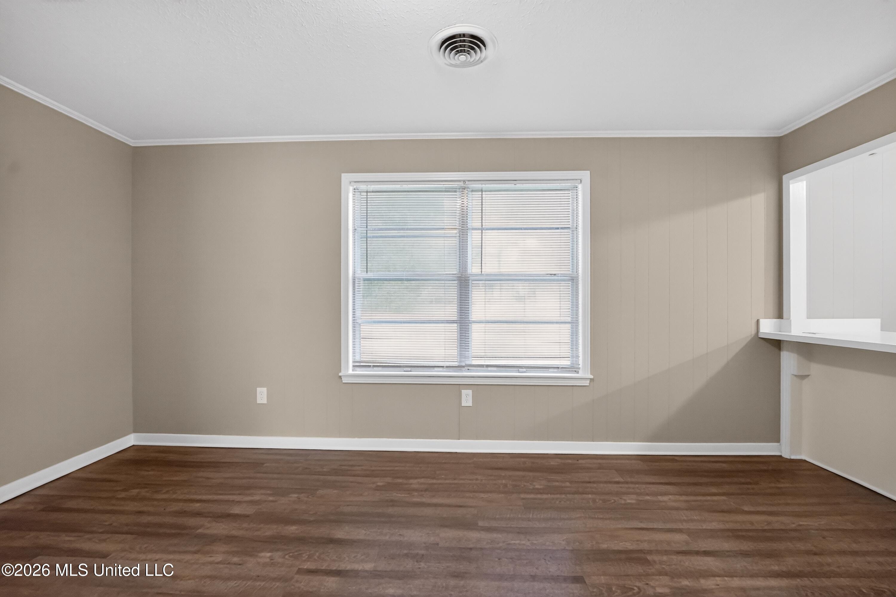 3009 Suncrest Drive Property Photo 9