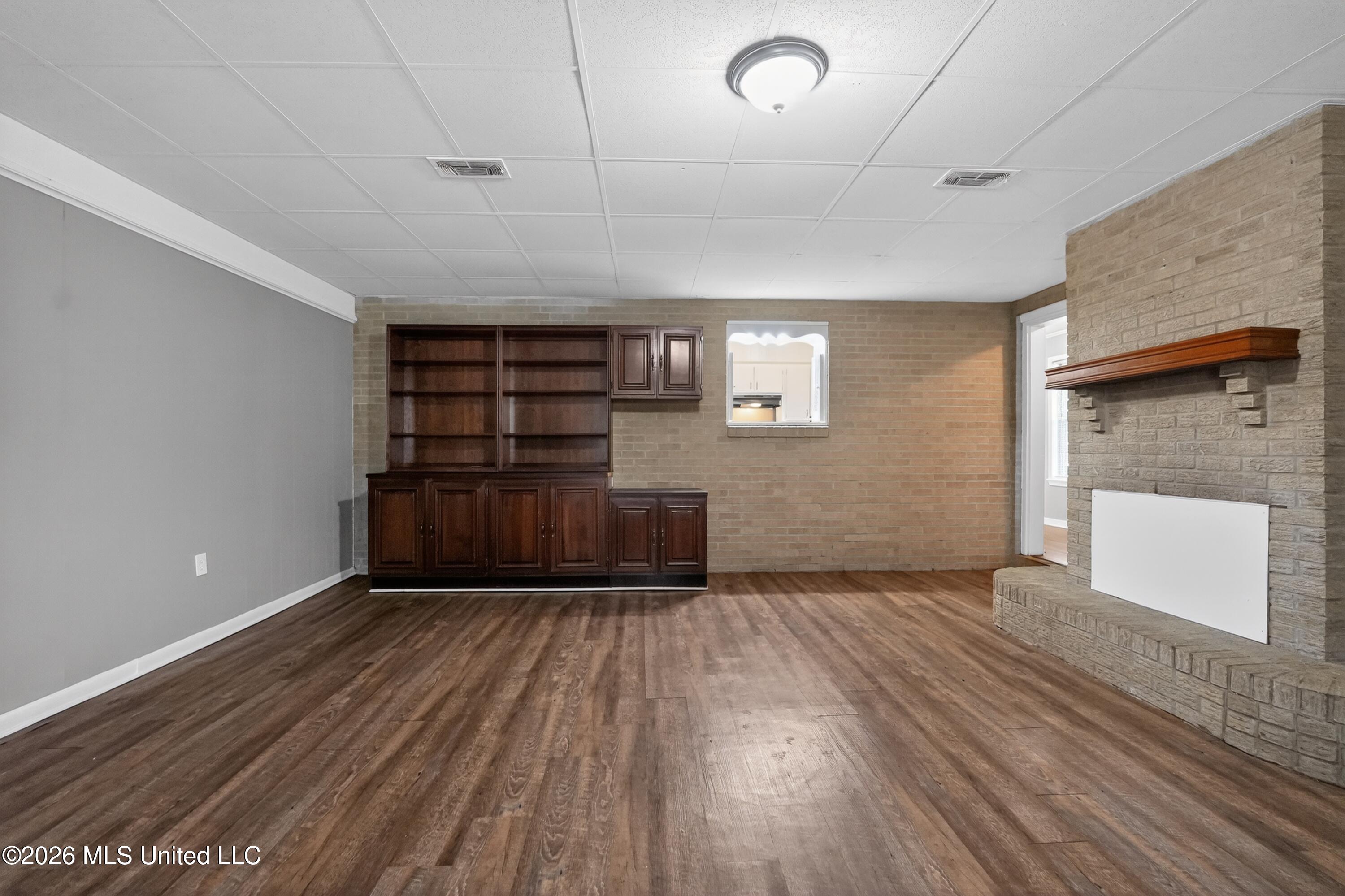 3009 Suncrest Drive Property Photo 14