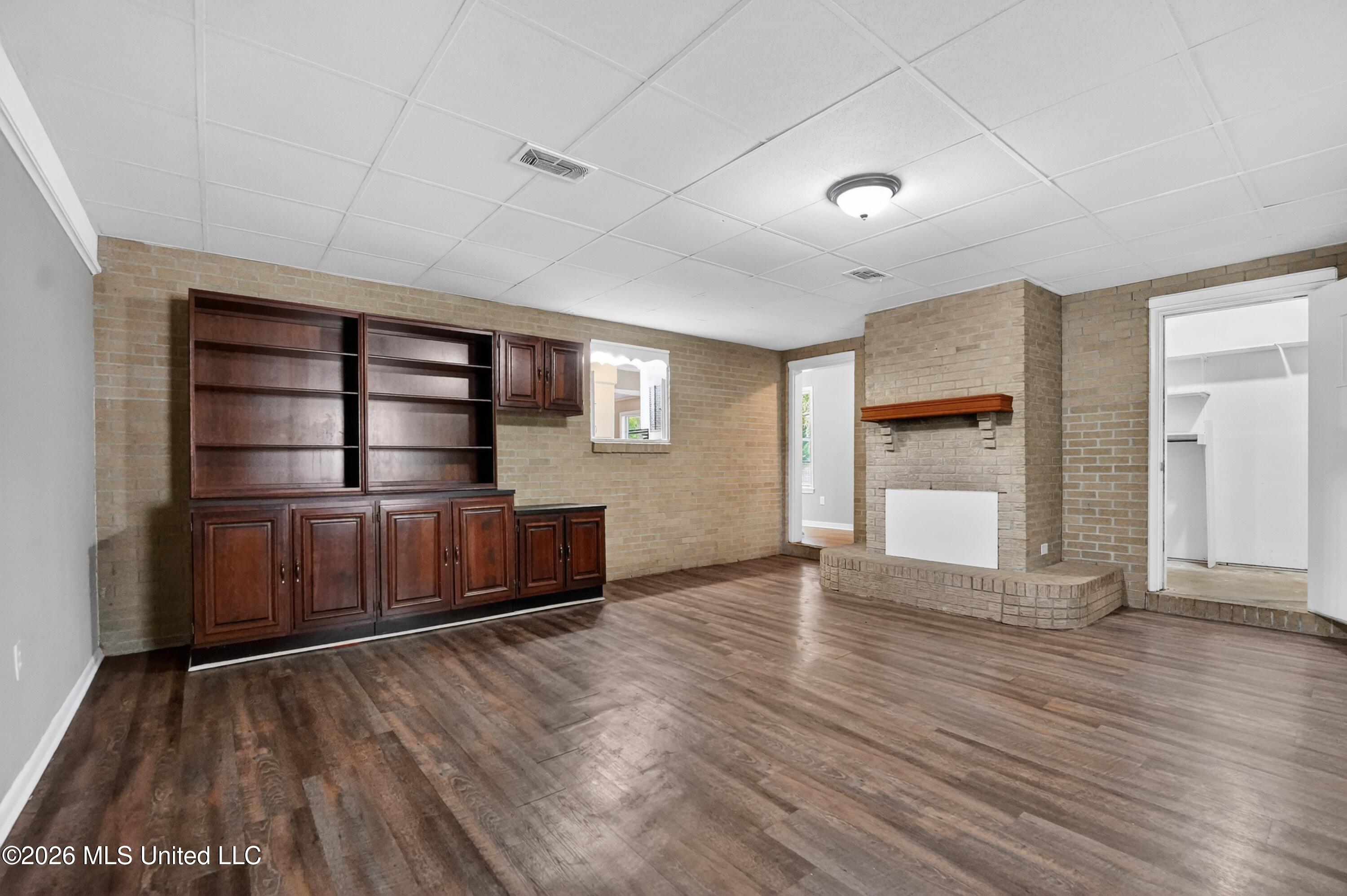 3009 Suncrest Drive Property Photo 15