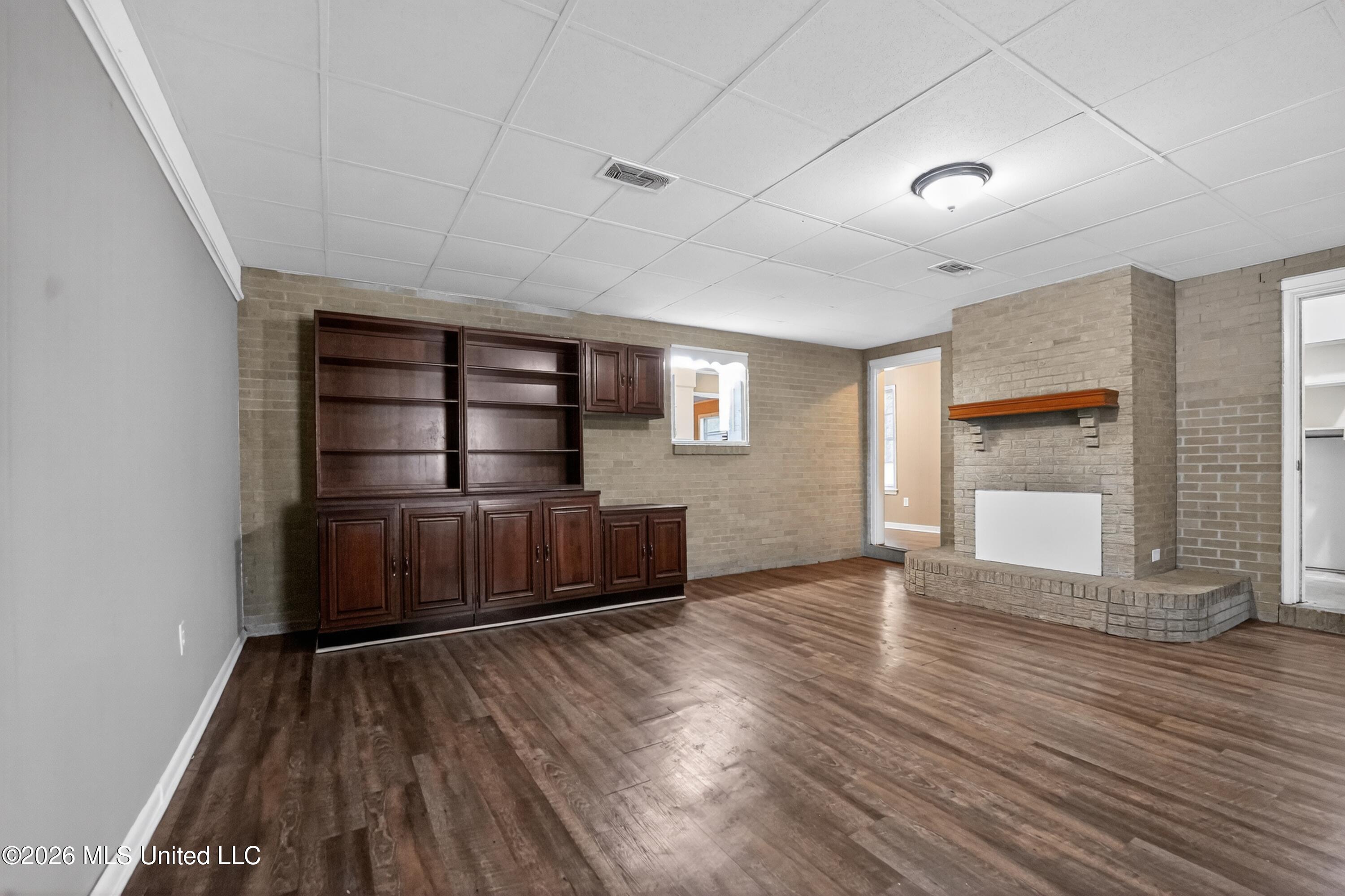 3009 Suncrest Drive Property Photo 16