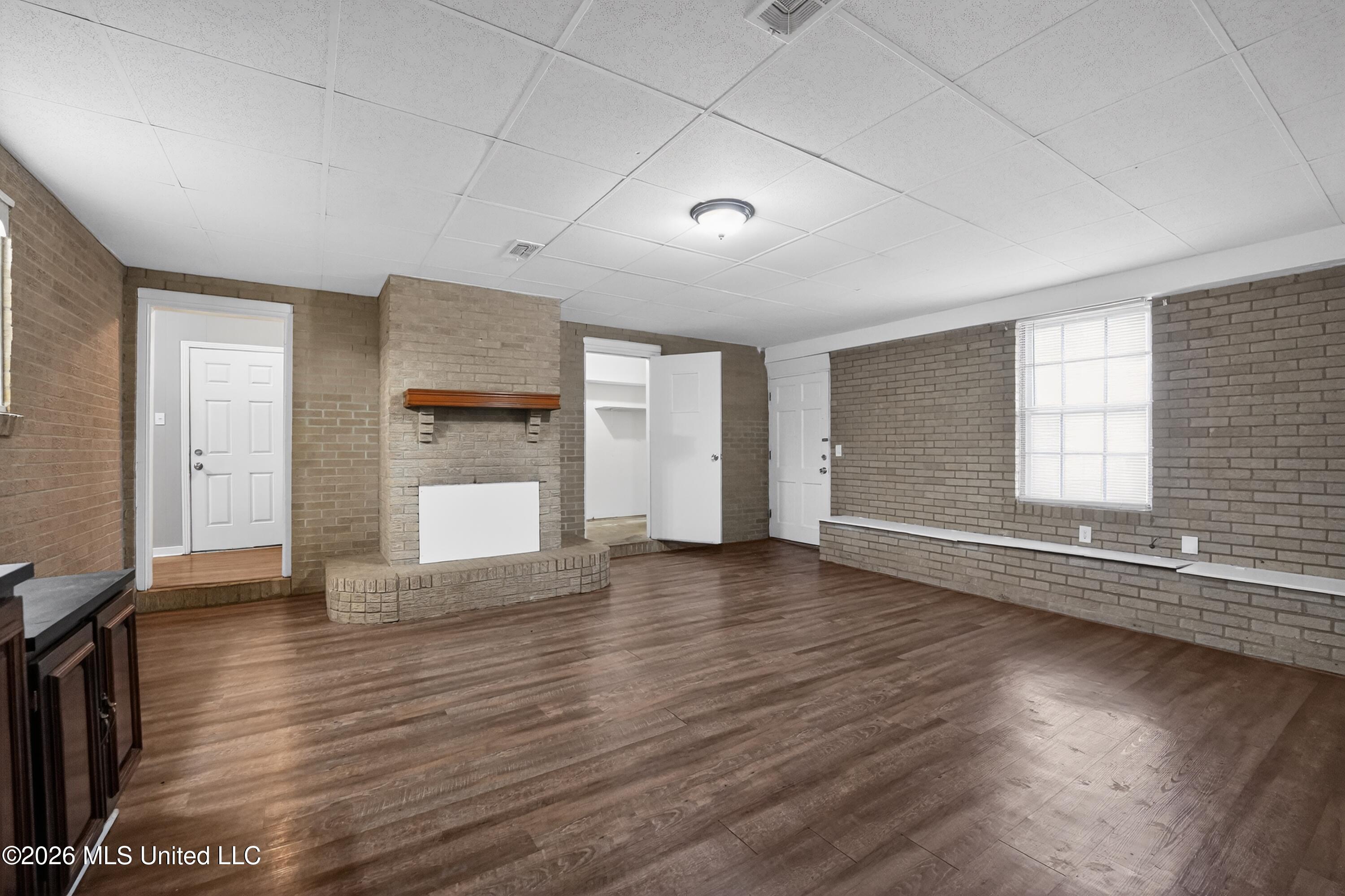 3009 Suncrest Drive Property Photo 17