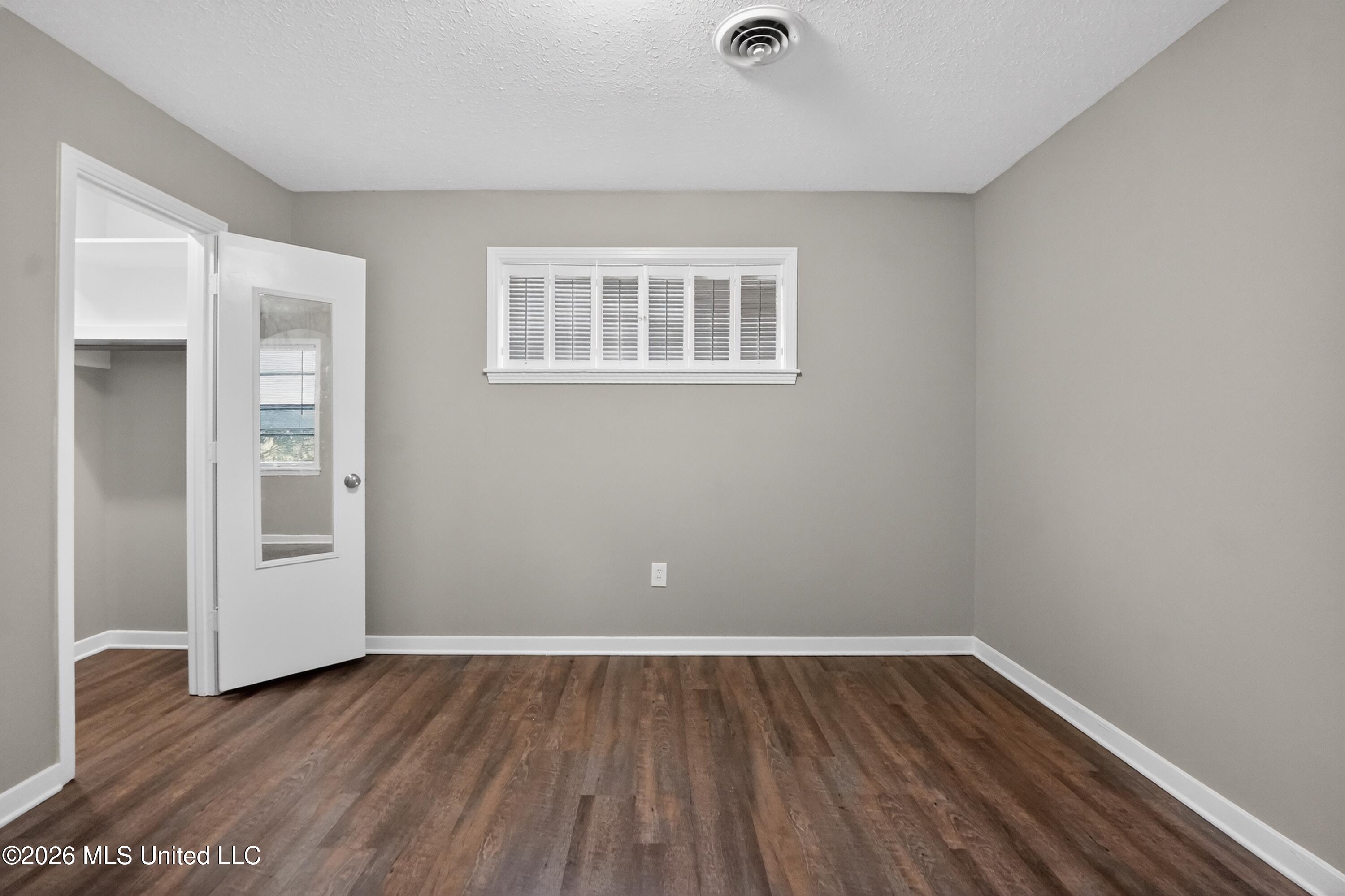 3009 Suncrest Drive Property Photo 35