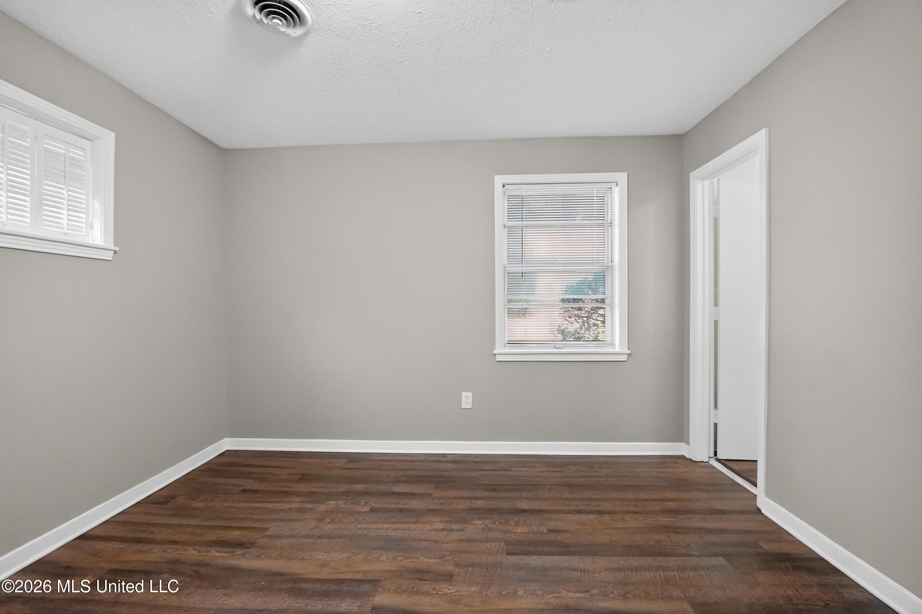 3009 Suncrest Drive Property Photo 42