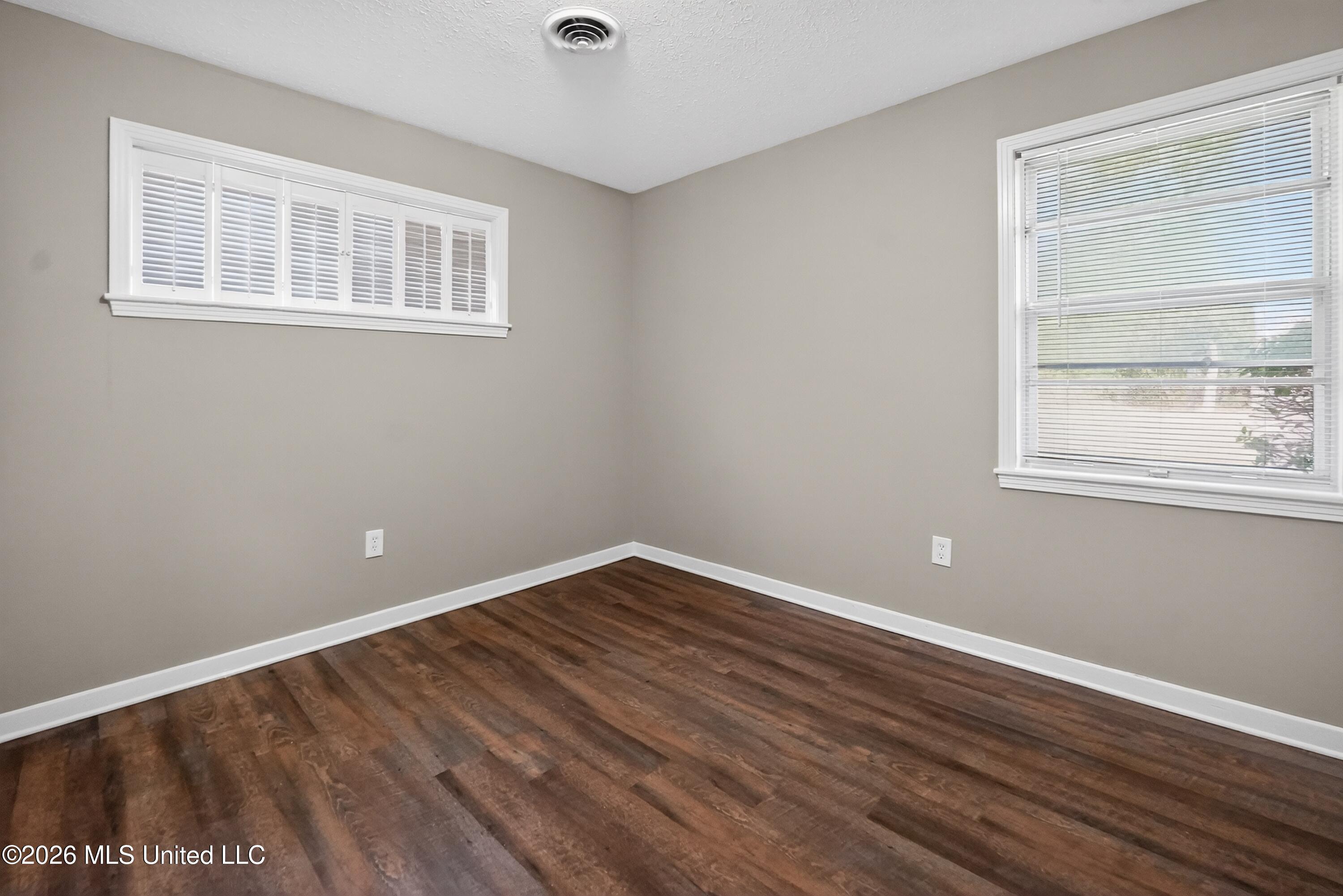 3009 Suncrest Drive Property Photo 45