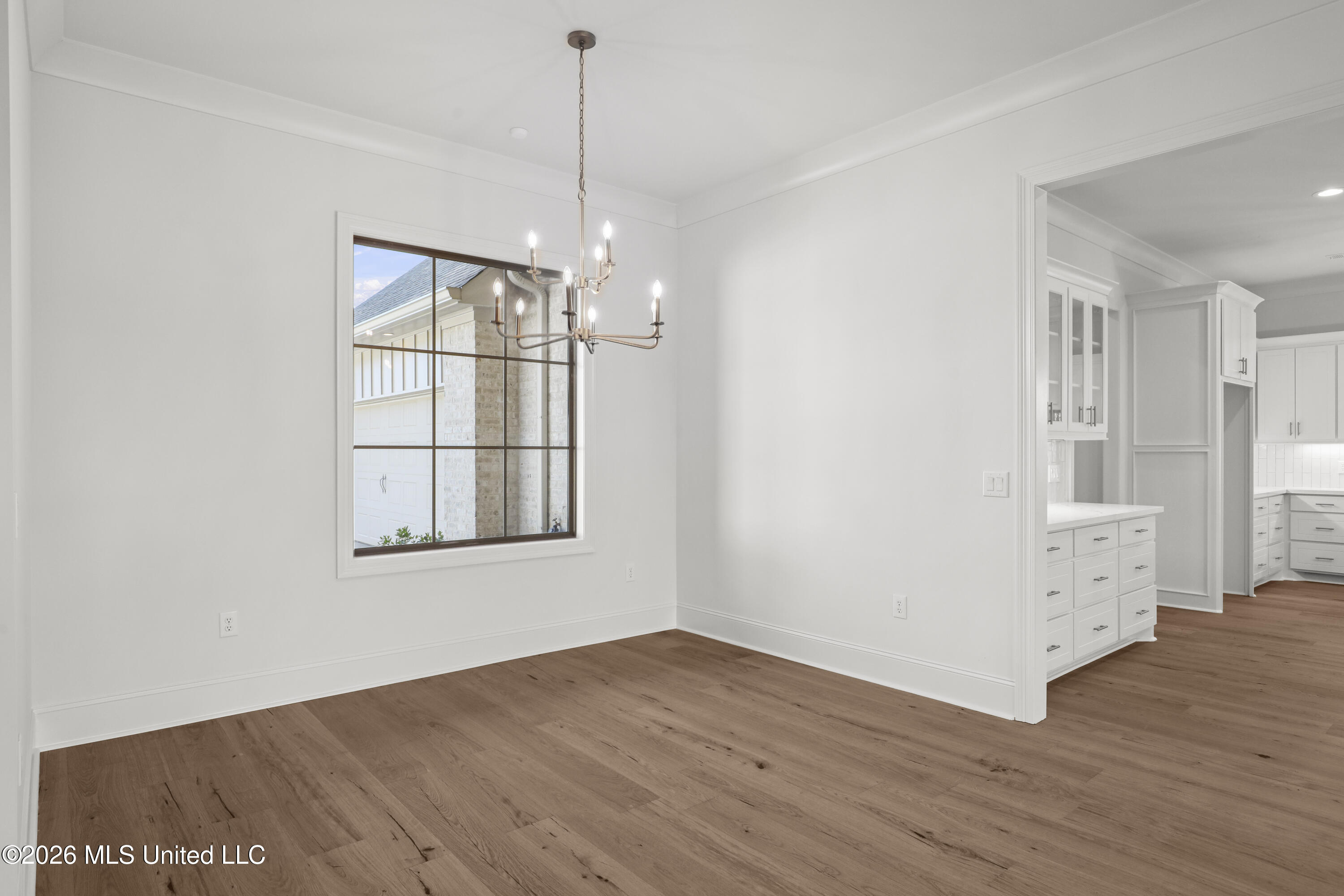 258 Caroline Boulevard Property Photo 6