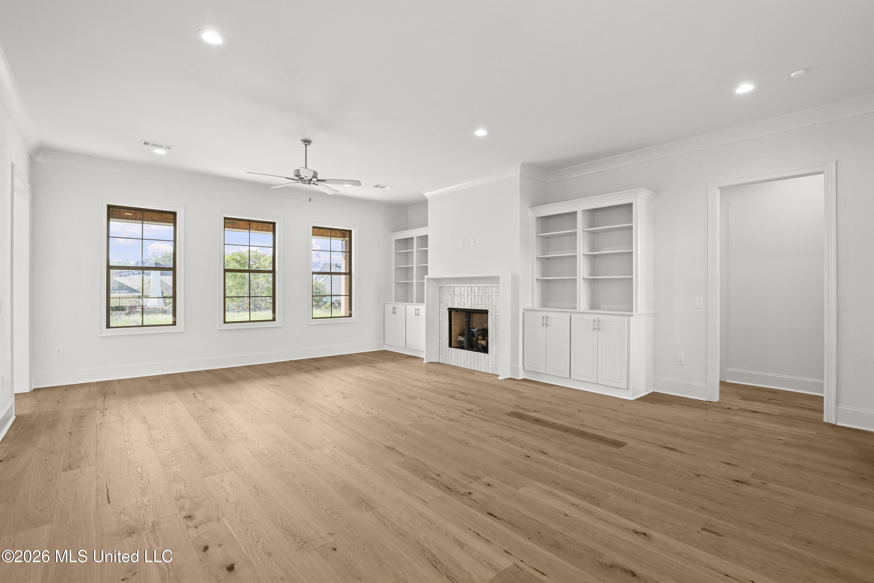 258 Caroline Boulevard Property Photo 7