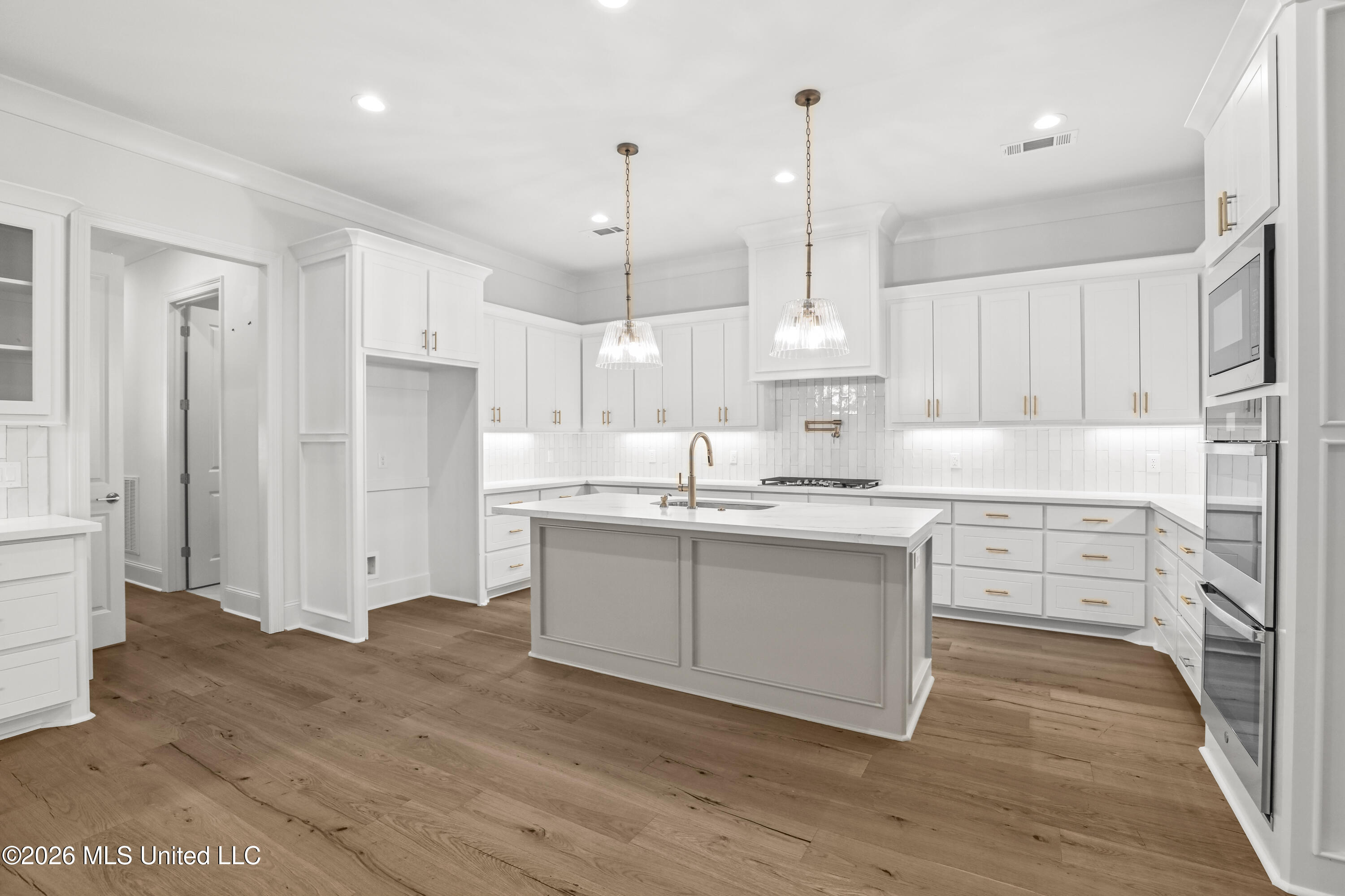 258 Caroline Boulevard Property Photo 14