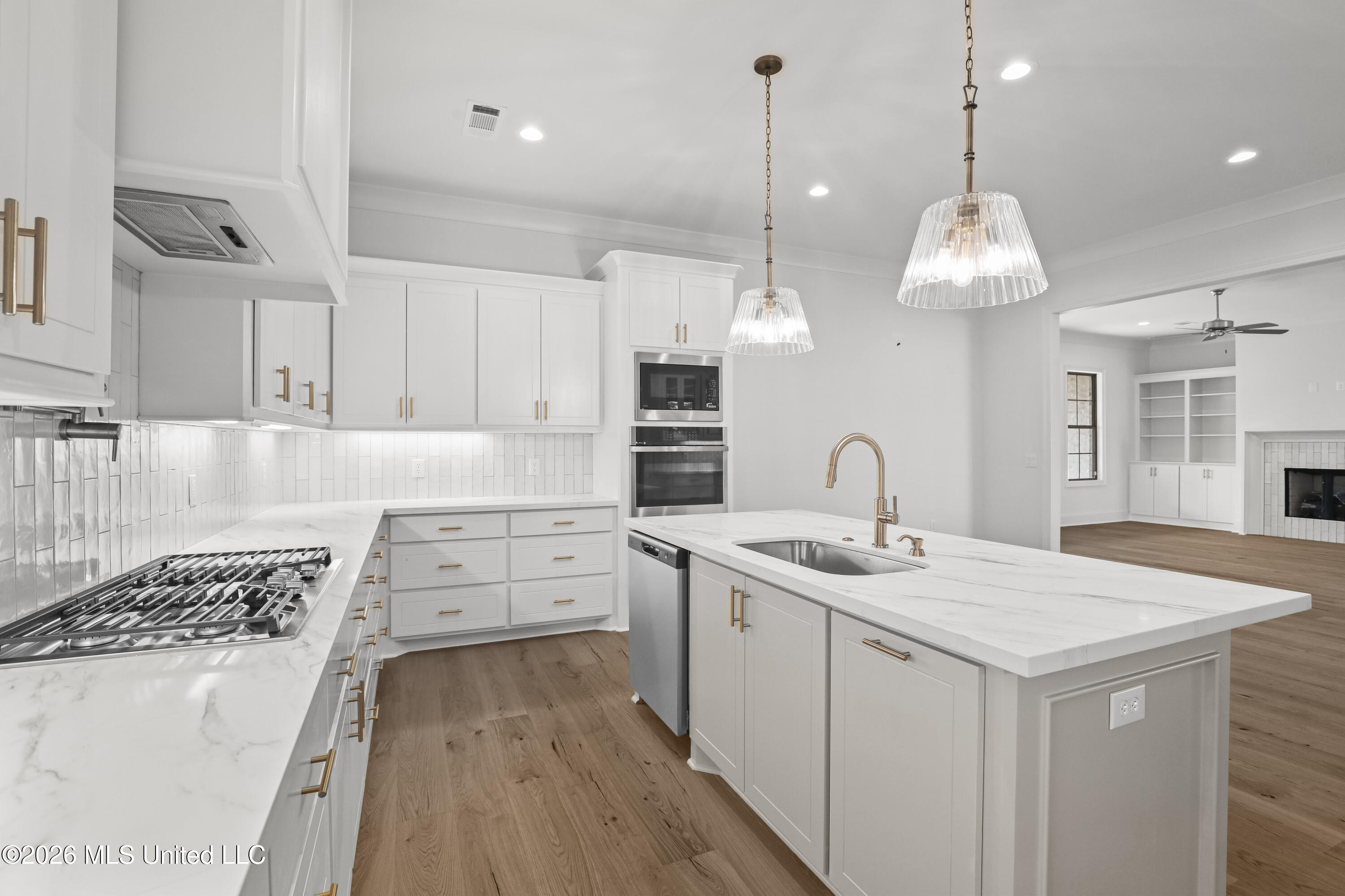 258 Caroline Boulevard Property Photo 17