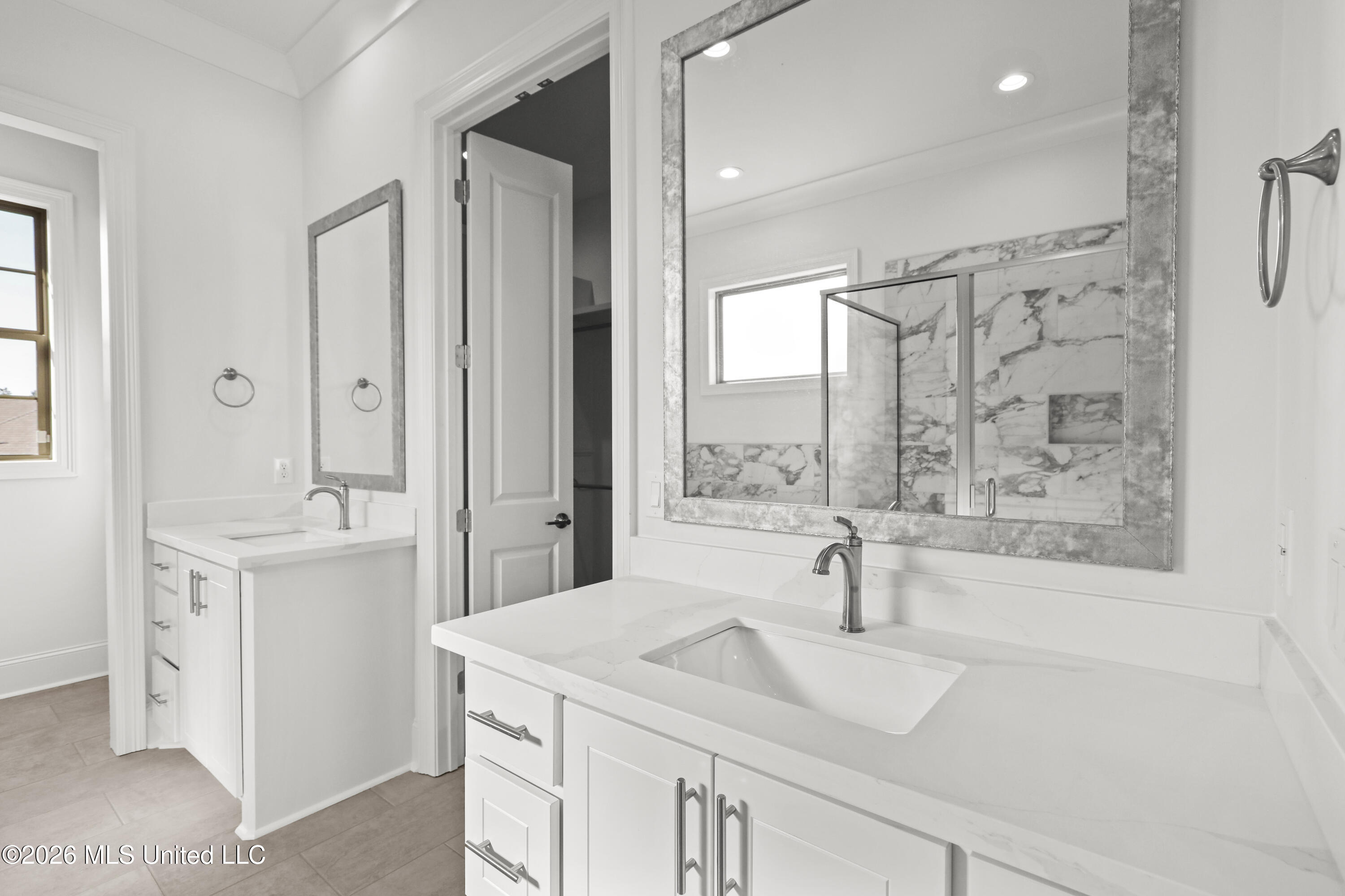 258 Caroline Boulevard Property Photo 27