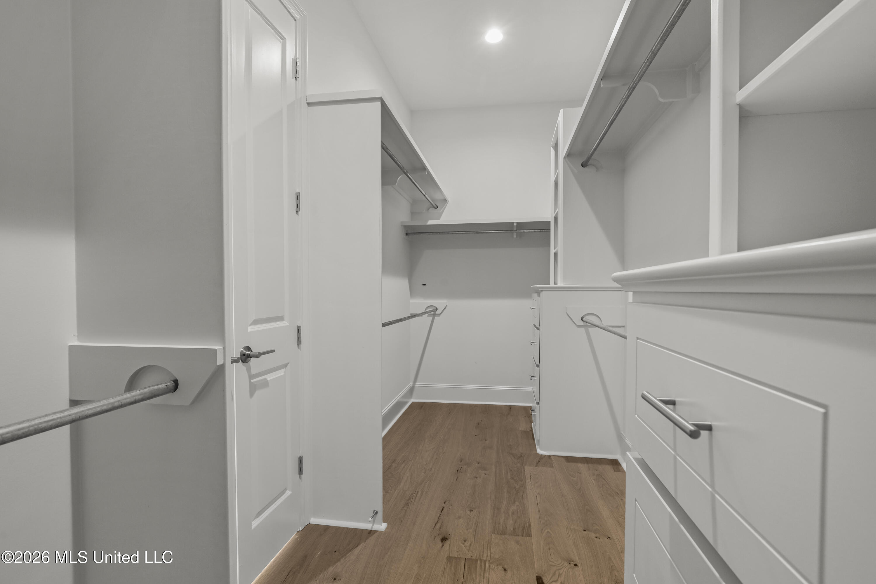 258 Caroline Boulevard Property Photo 32