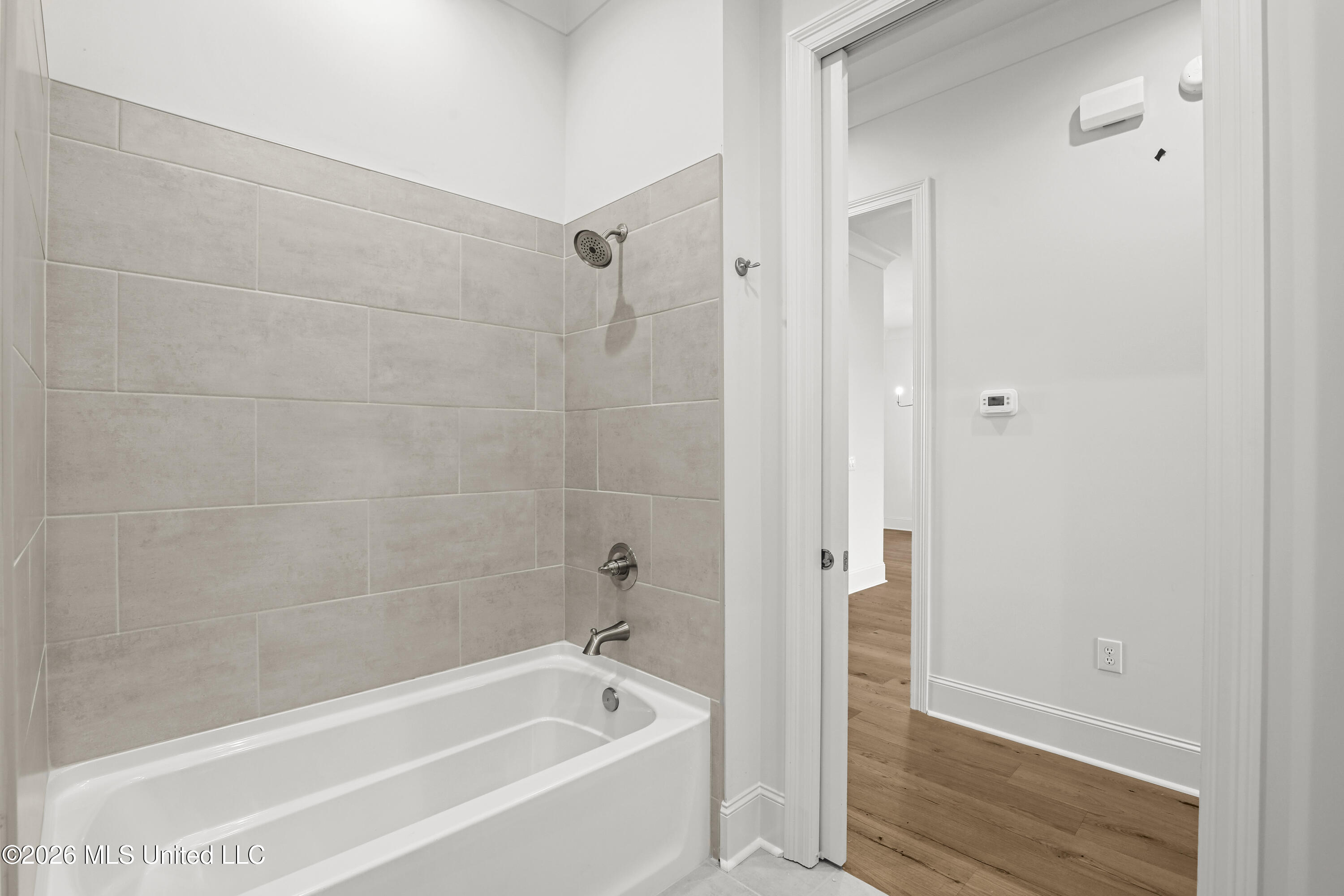 258 Caroline Boulevard Property Photo 37