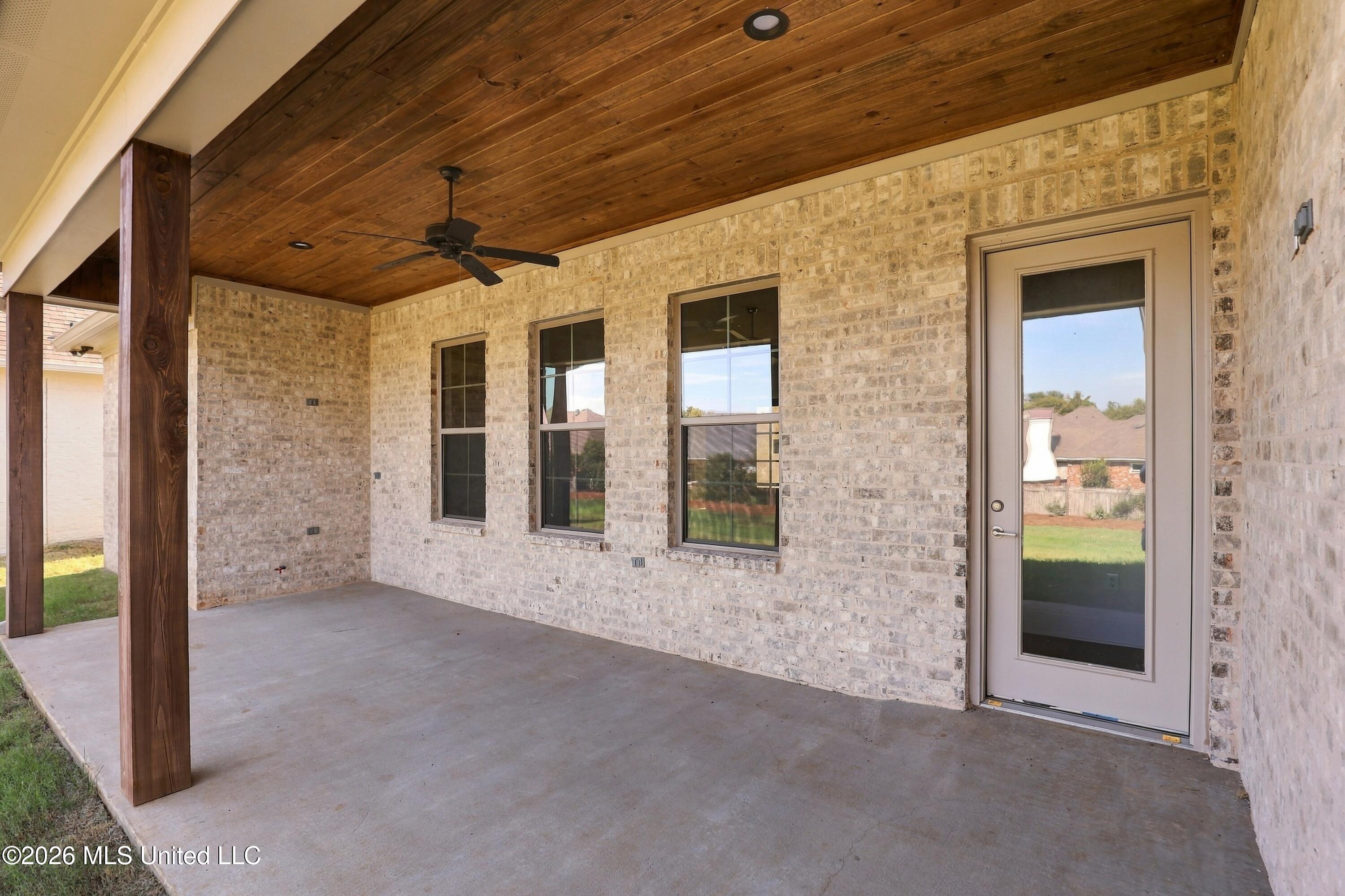 258 Caroline Boulevard Property Photo 48