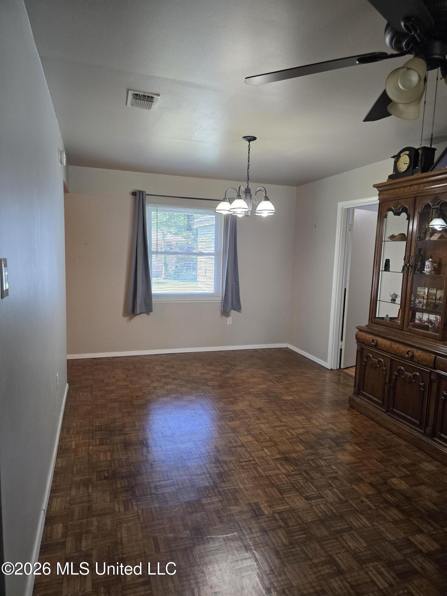 2330 Middlecoff Drive Property Photo 8