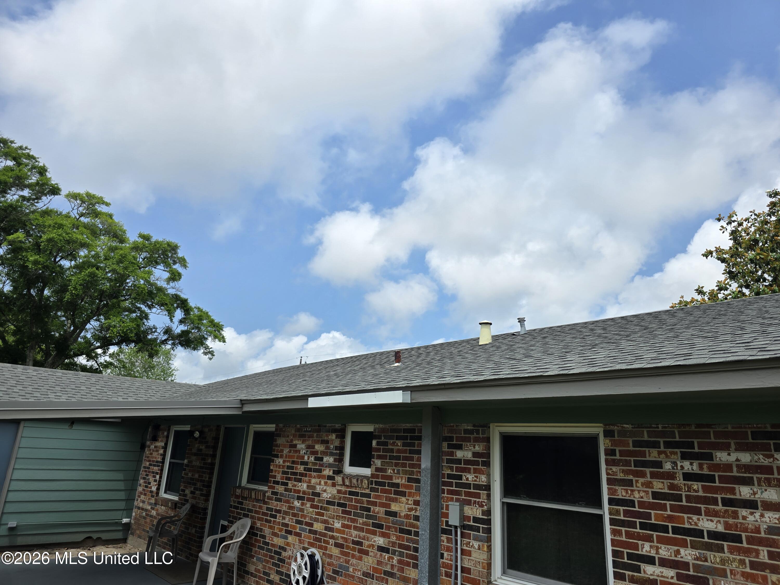 2330 Middlecoff Drive Property Photo 36