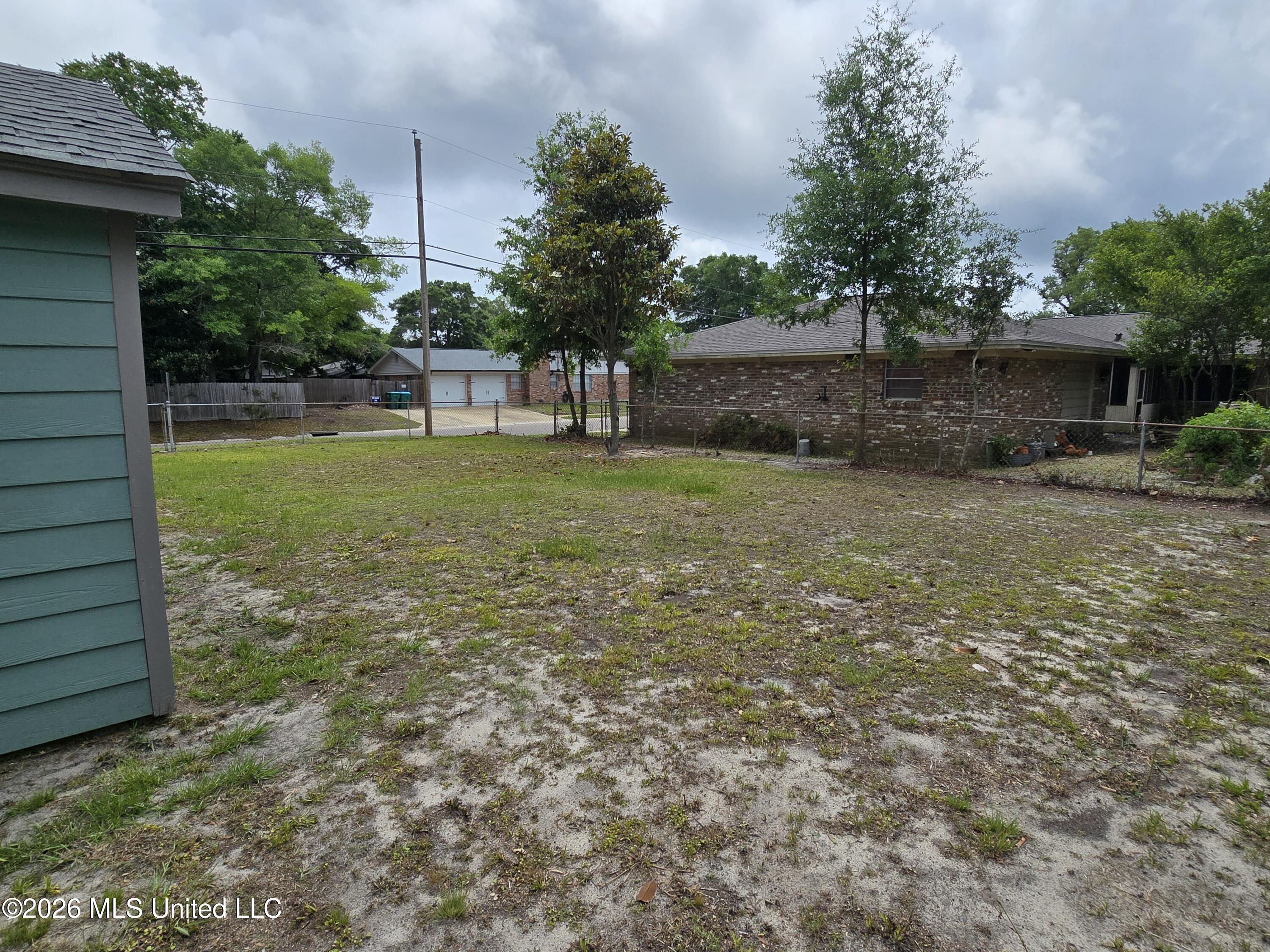 2330 Middlecoff Drive Property Photo 37