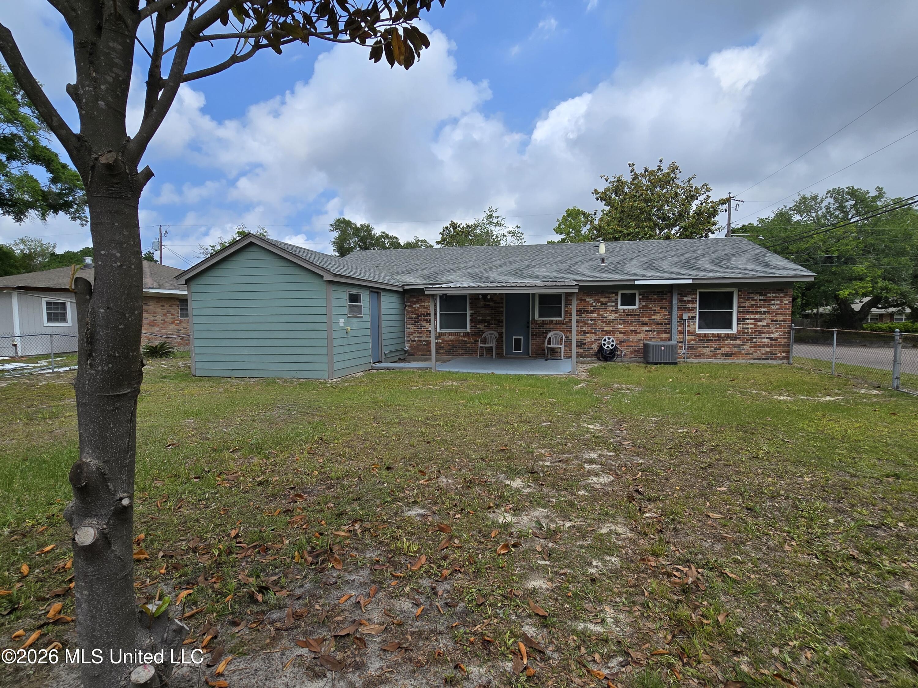 2330 Middlecoff Drive Property Photo 40