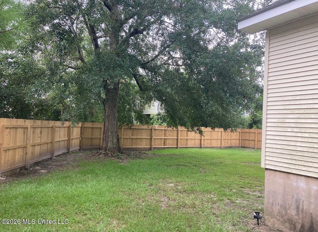 112 Spruce Street Property Photo 6