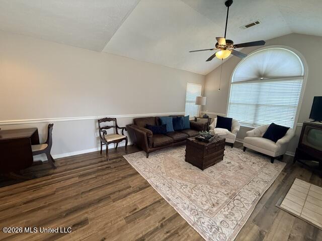 1009 Gerrits Landing Property Photo 3