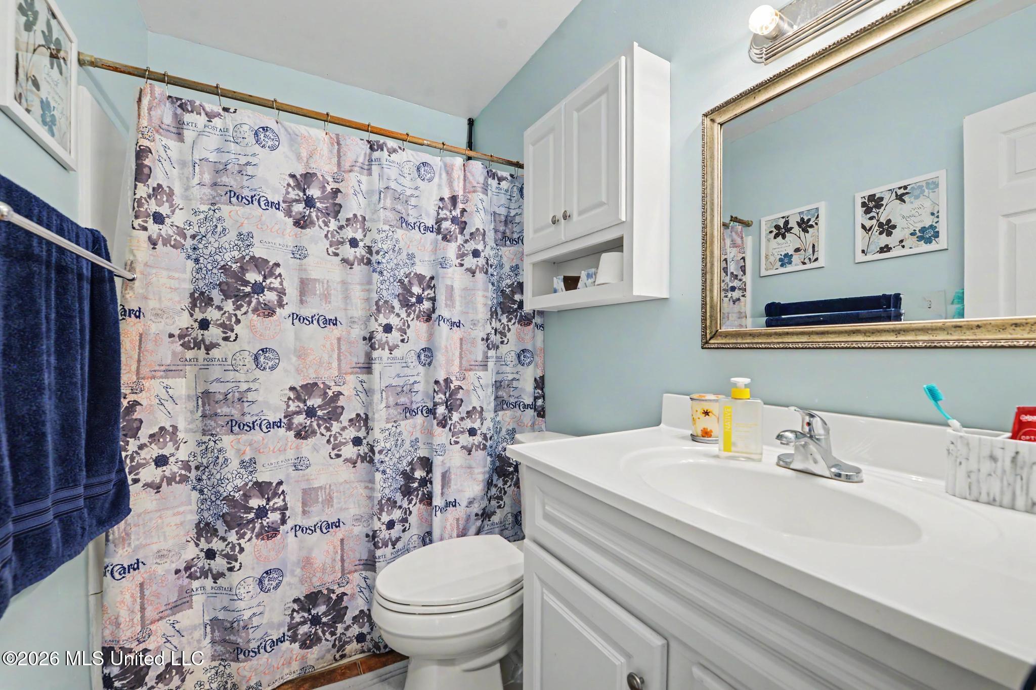 203 Lynn Circle Property Photo 18